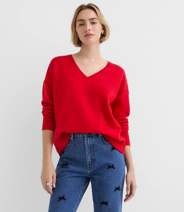 V-Neck Relaxed Everyday Sweater - image 2