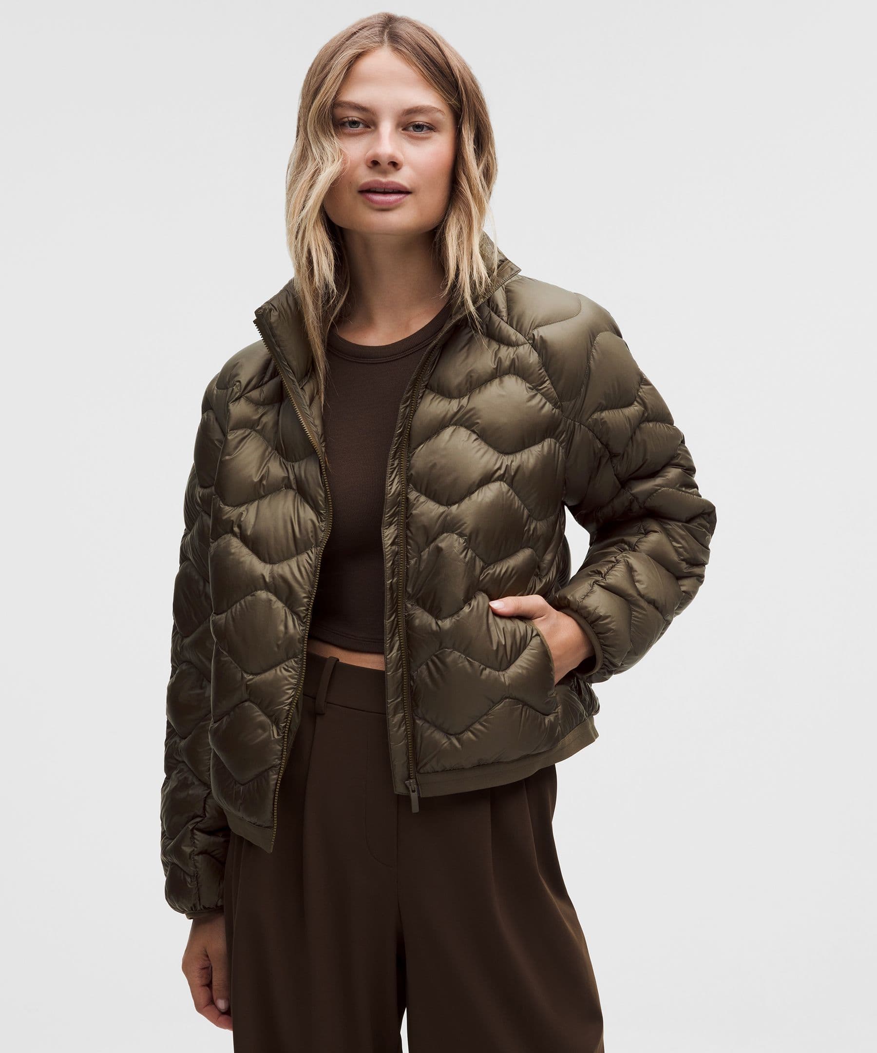 Featherweight 900-Down-Fill Quilted Jacket - image 4