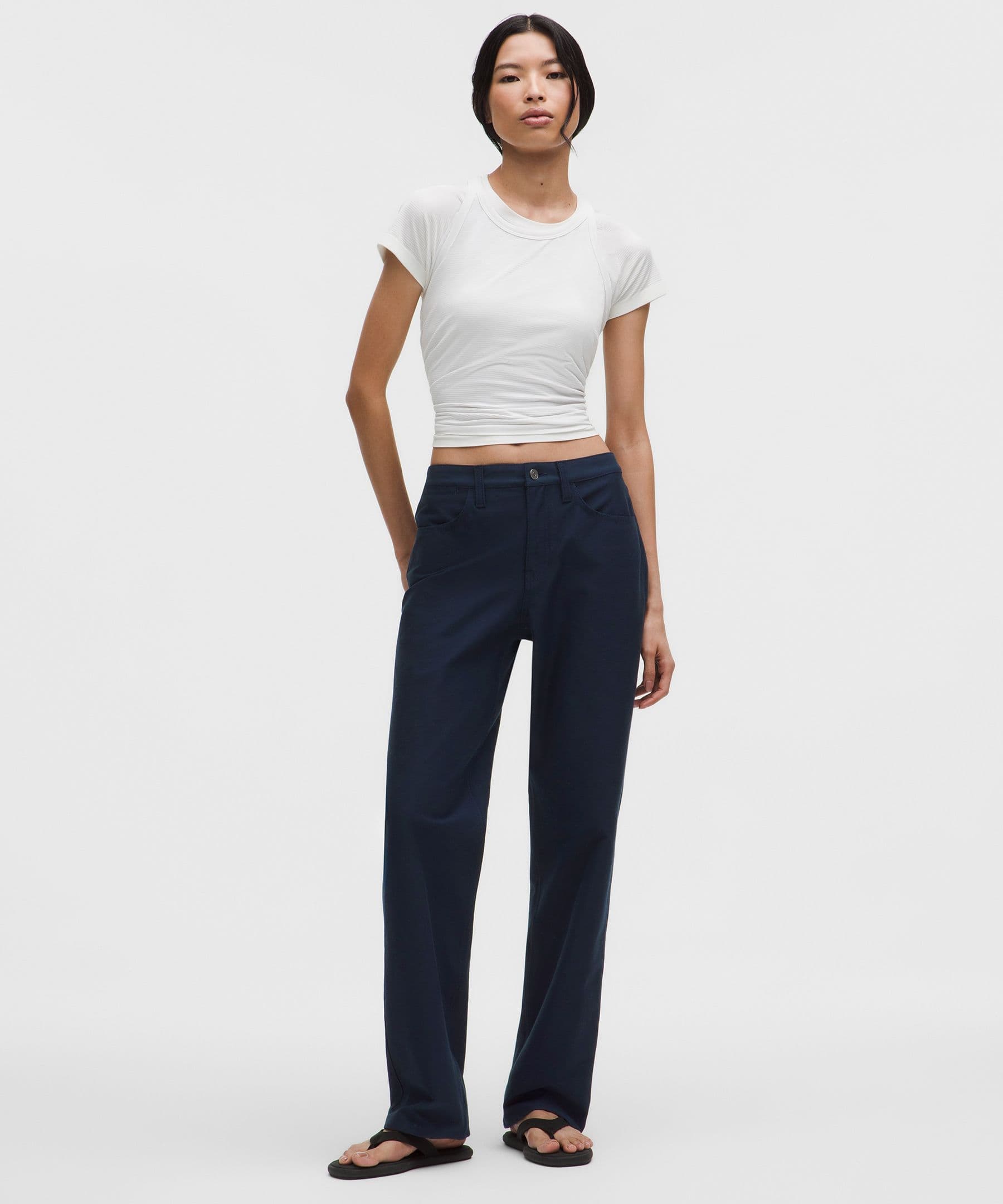 EasyFive Mid-Rise Relaxed-Straight Pant *Short - image 3