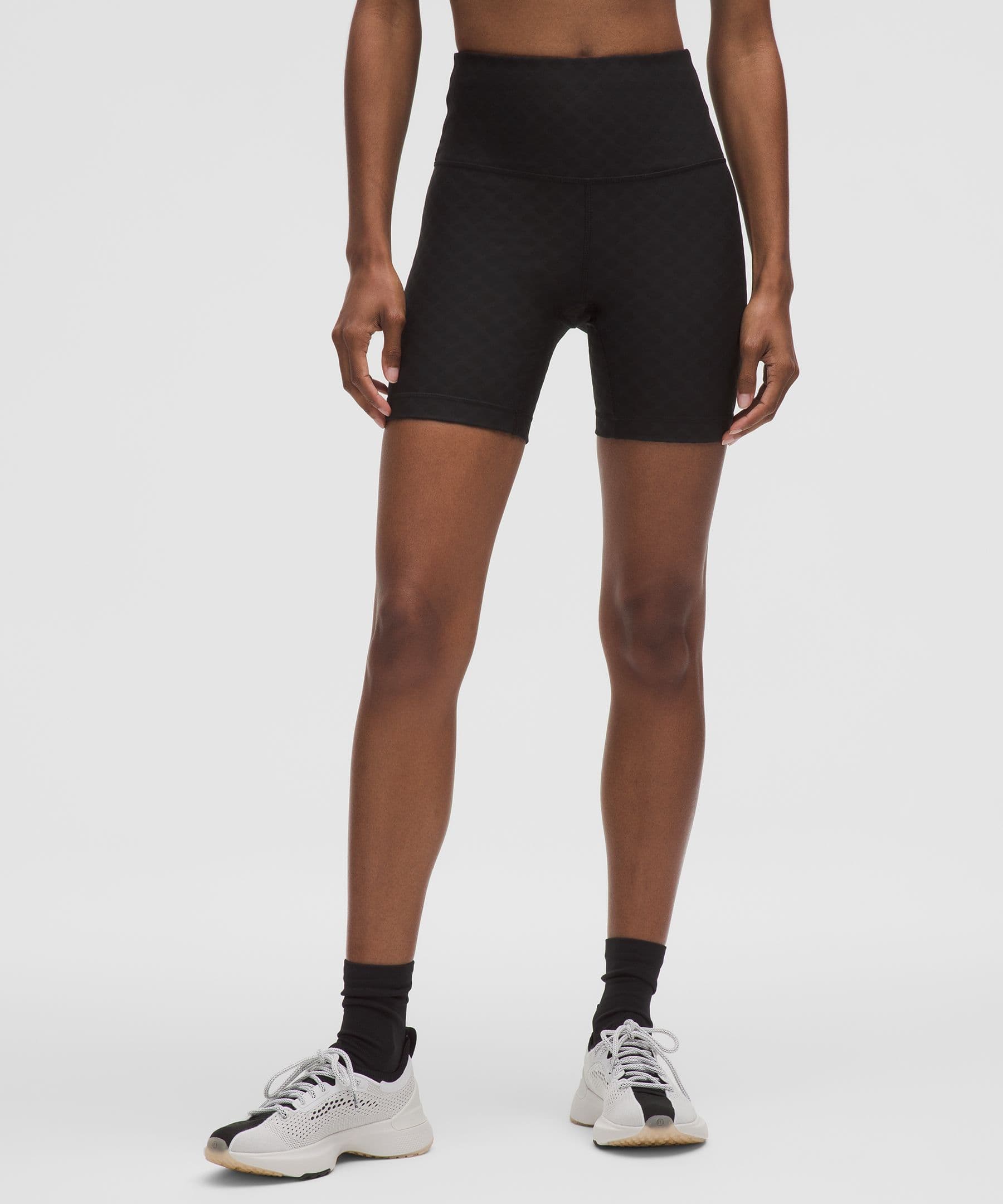 3D Jacquard Diamond Train High-Rise Short 6" - image 1