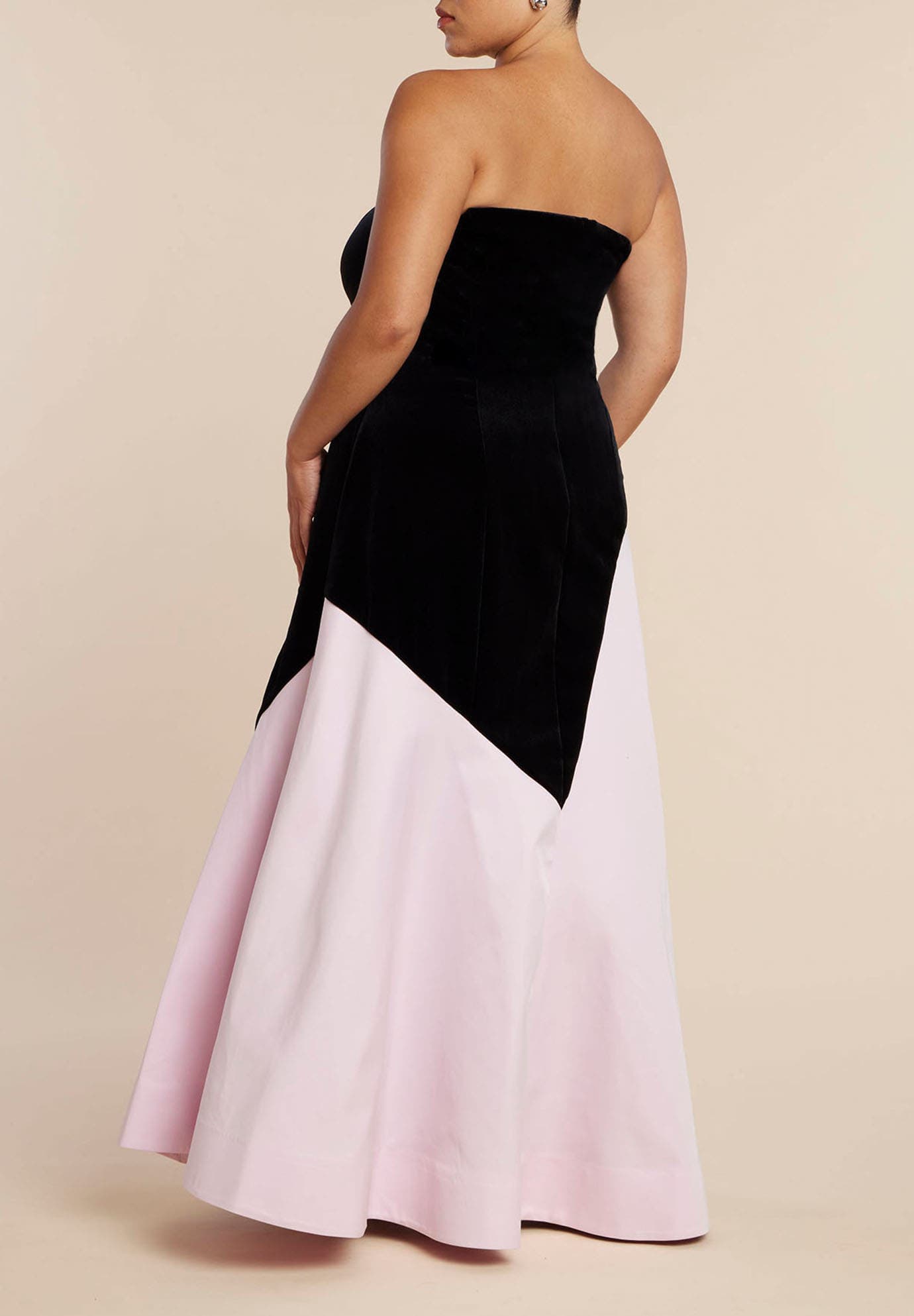 Asymmetrical Velvet Strapless Gown - image 2