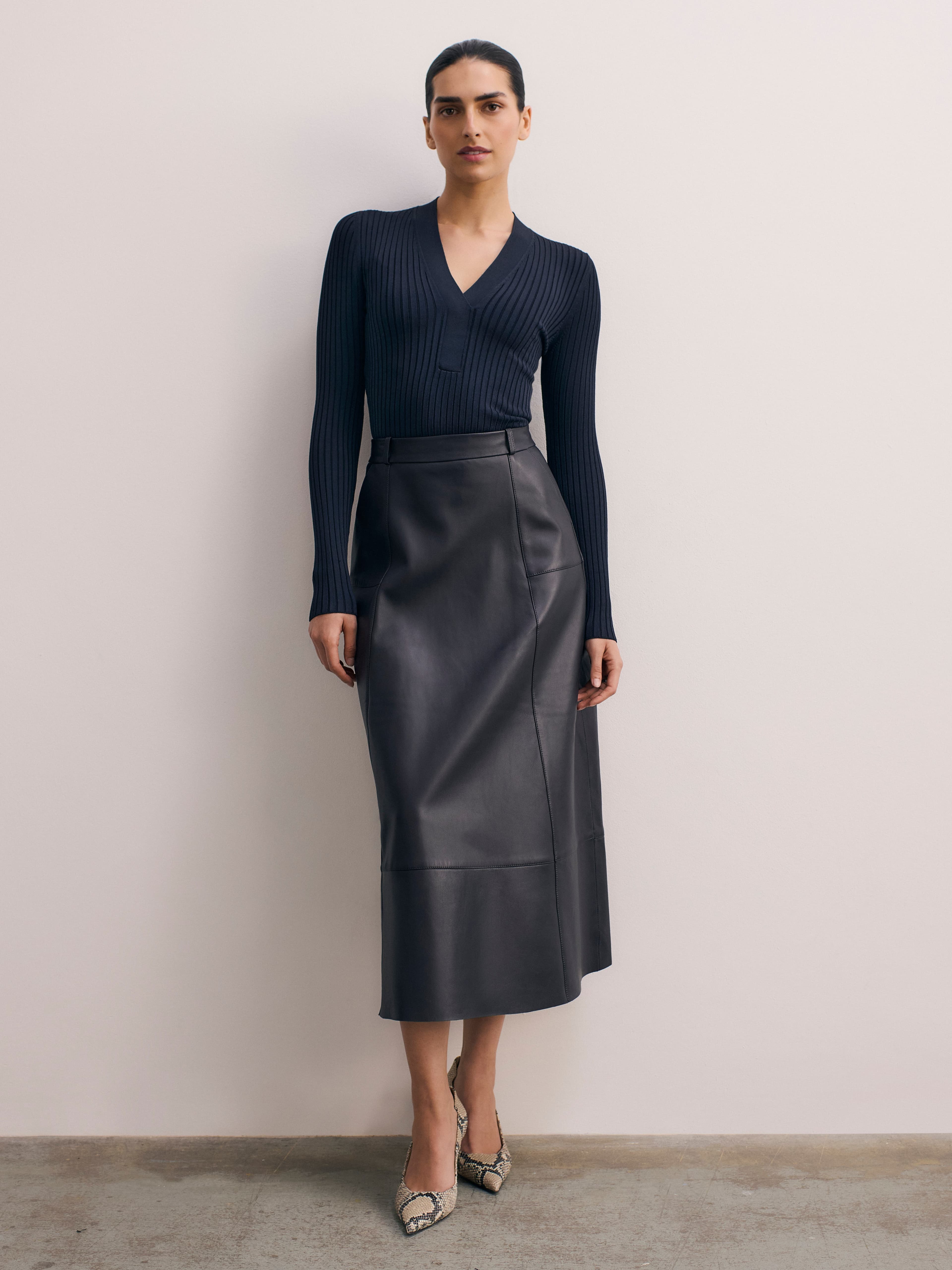 Andalo Leather Skirt - image 2
