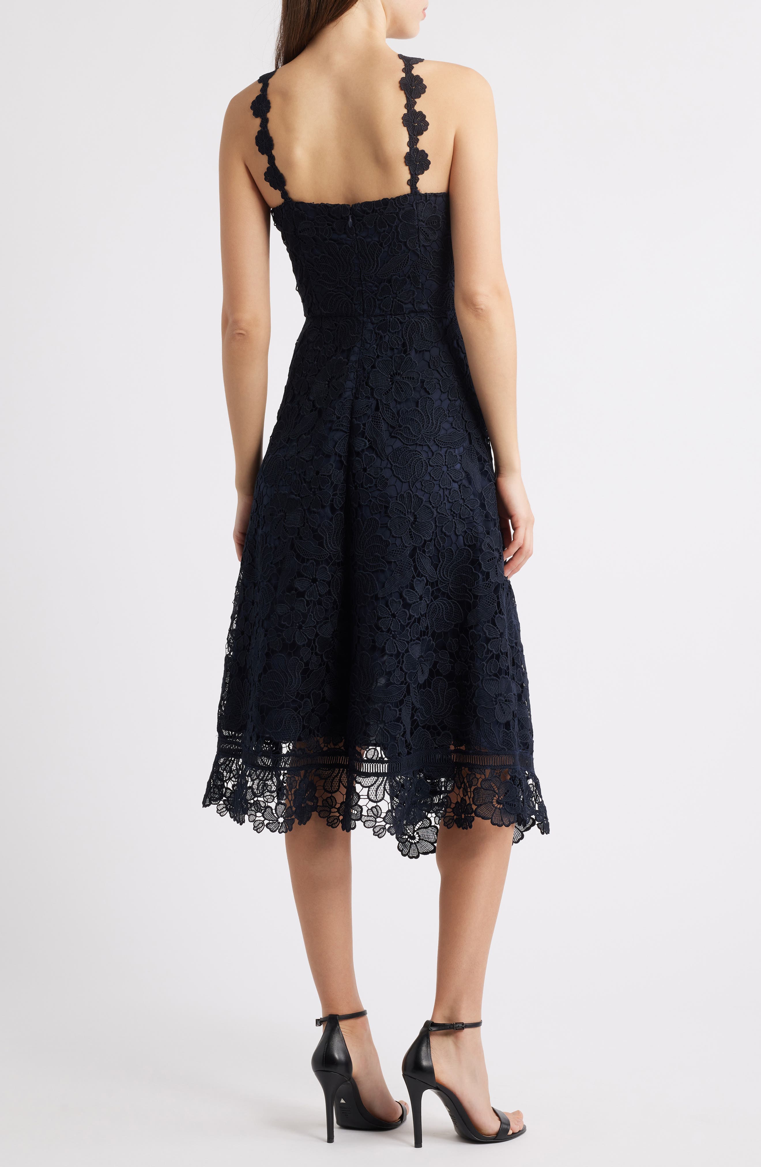 Lace Sleeveless Dress - image 2