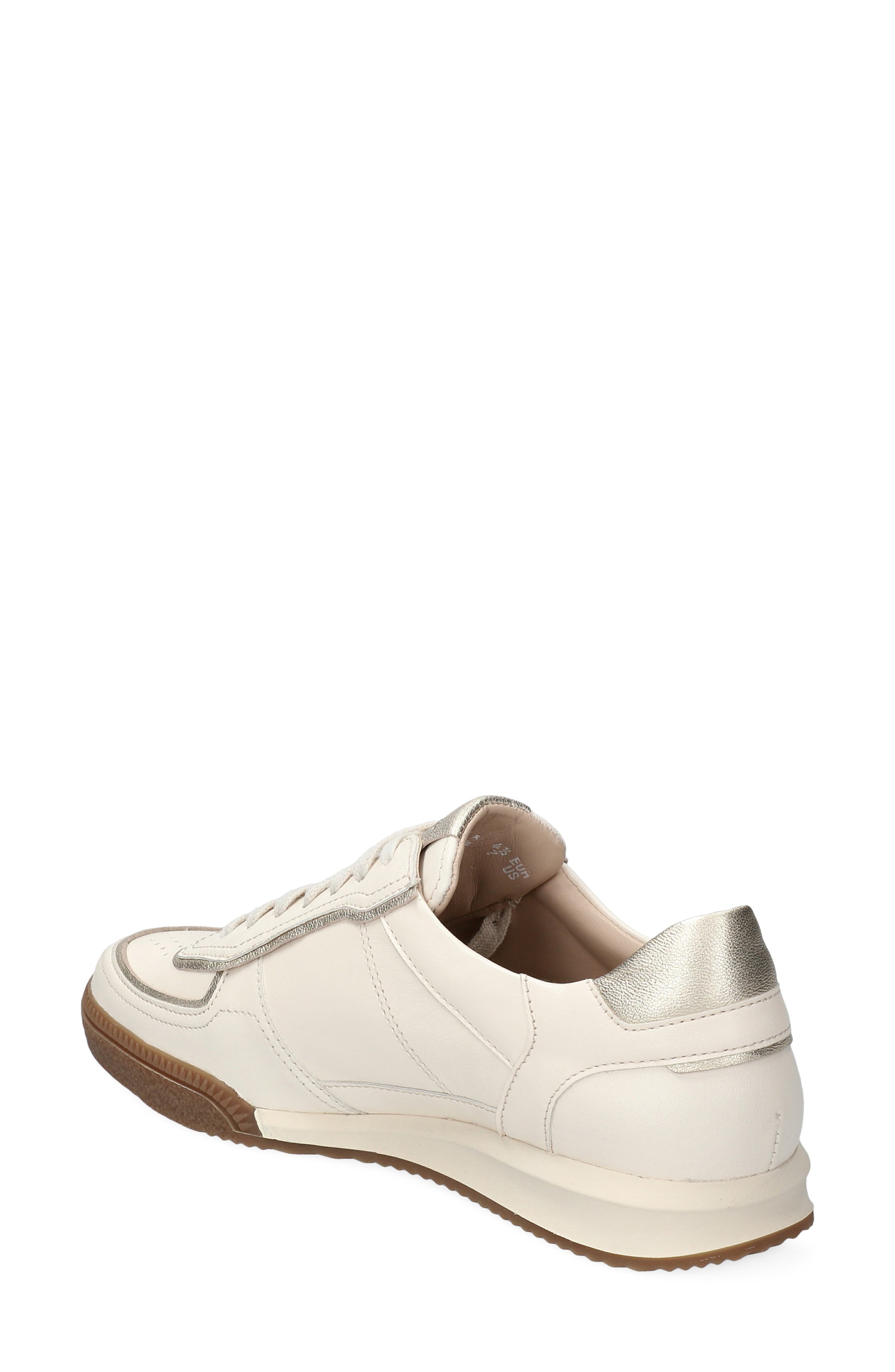 Wanessa Sneaker - image 4