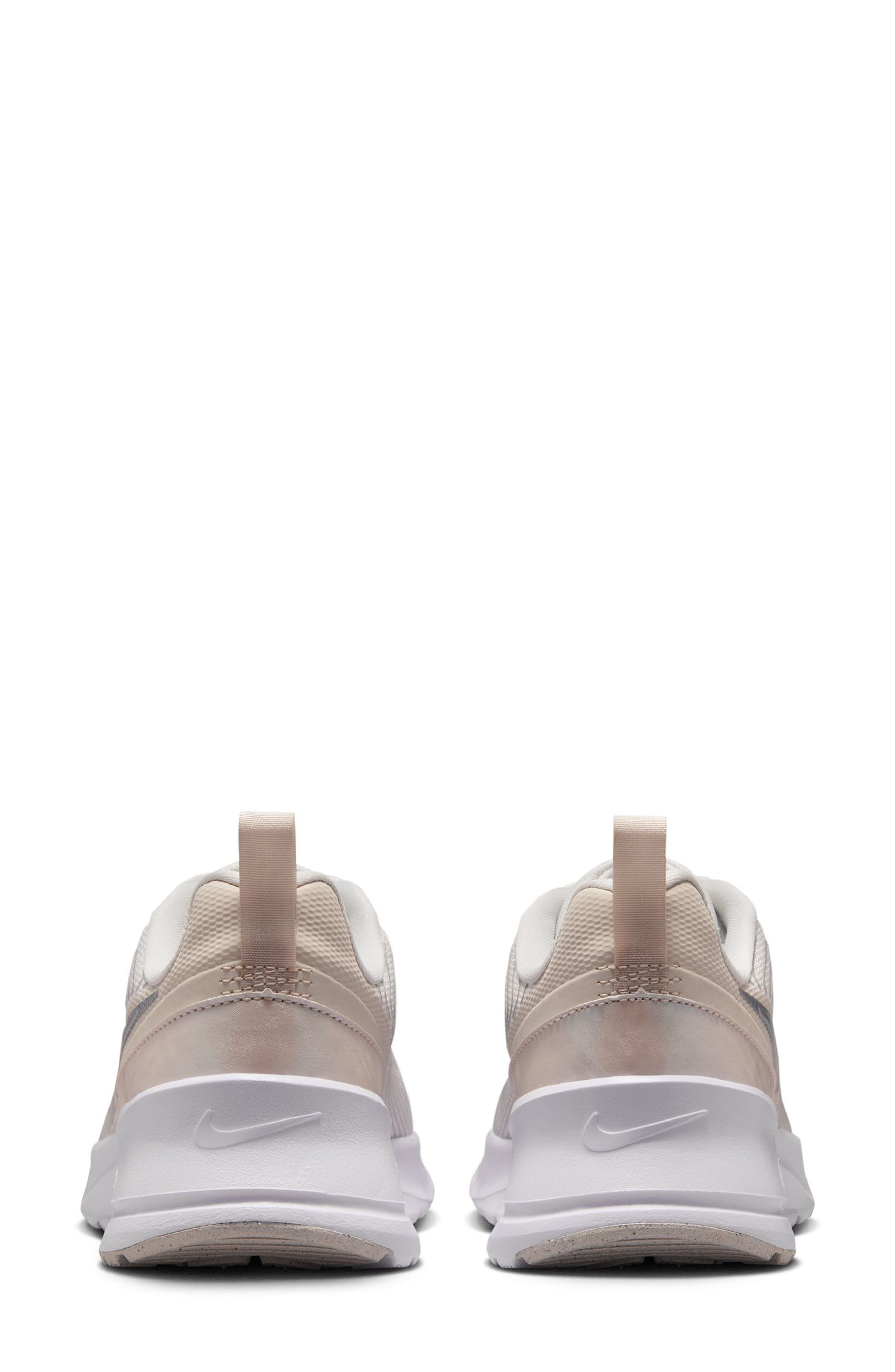 Air Max Nauxis Sneaker - image 2
