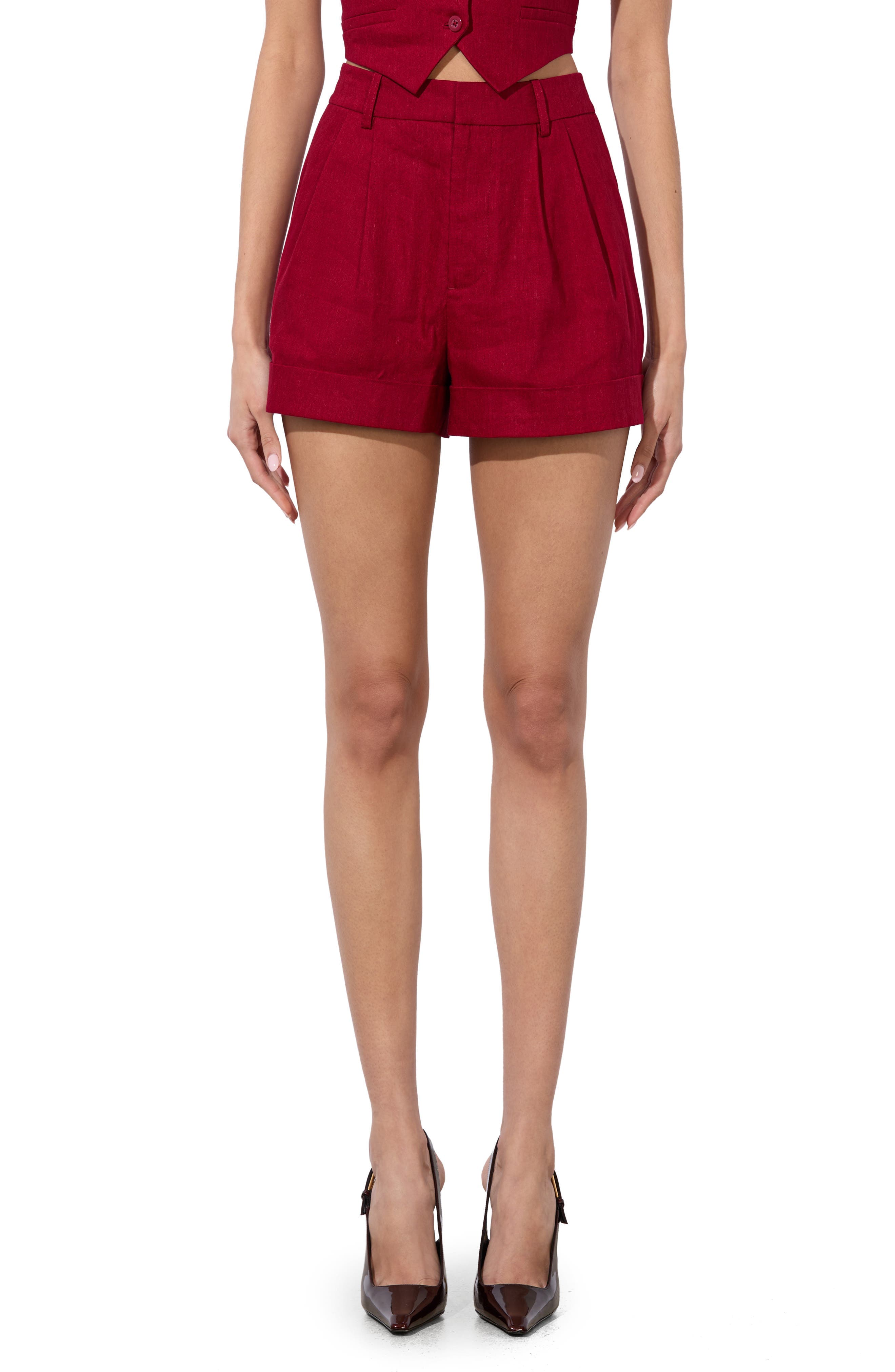 Conry Cuff Linen Blend Shorts - image 1