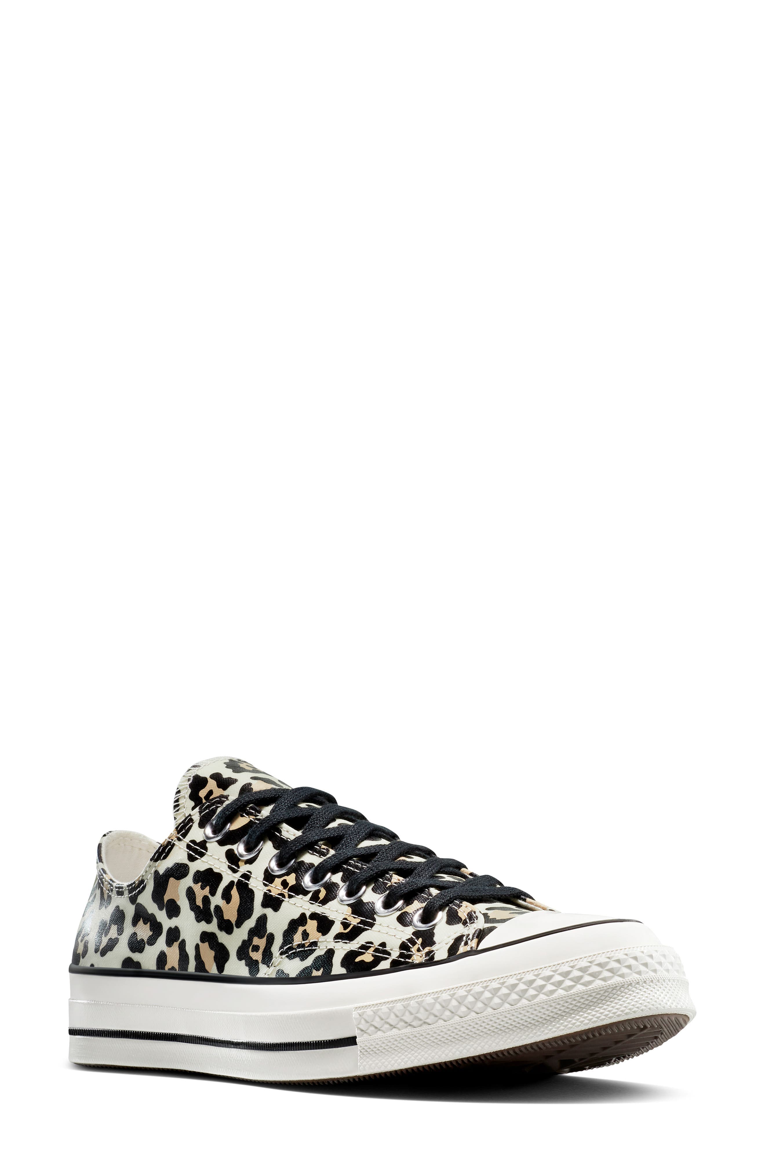 Gender Inclusive Chuck 70 Glow in the Dark Oxford Sneaker - image 1