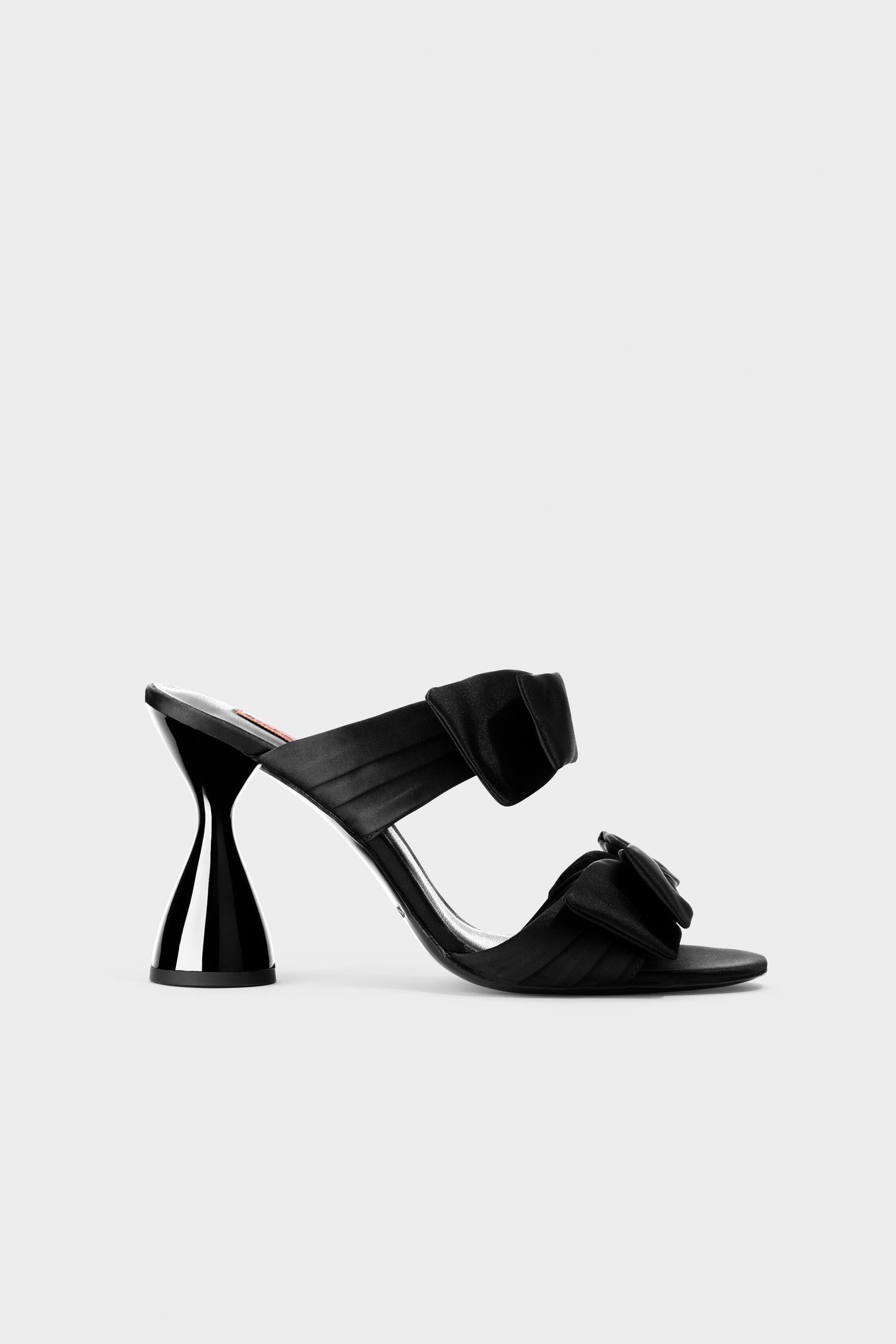 Bow Verner Heel - image 1
