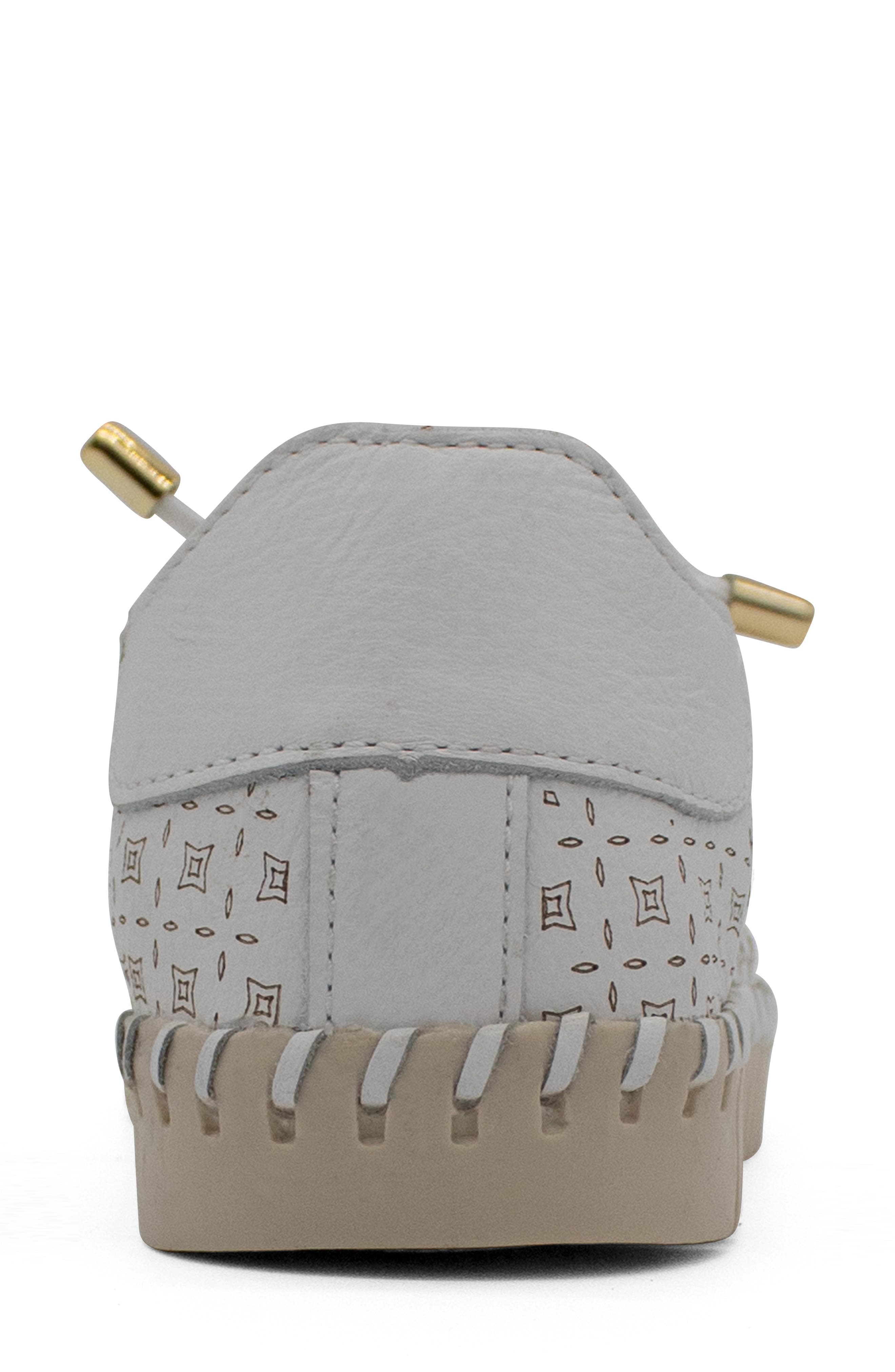 Bottwister Sport Sneaker - image 2