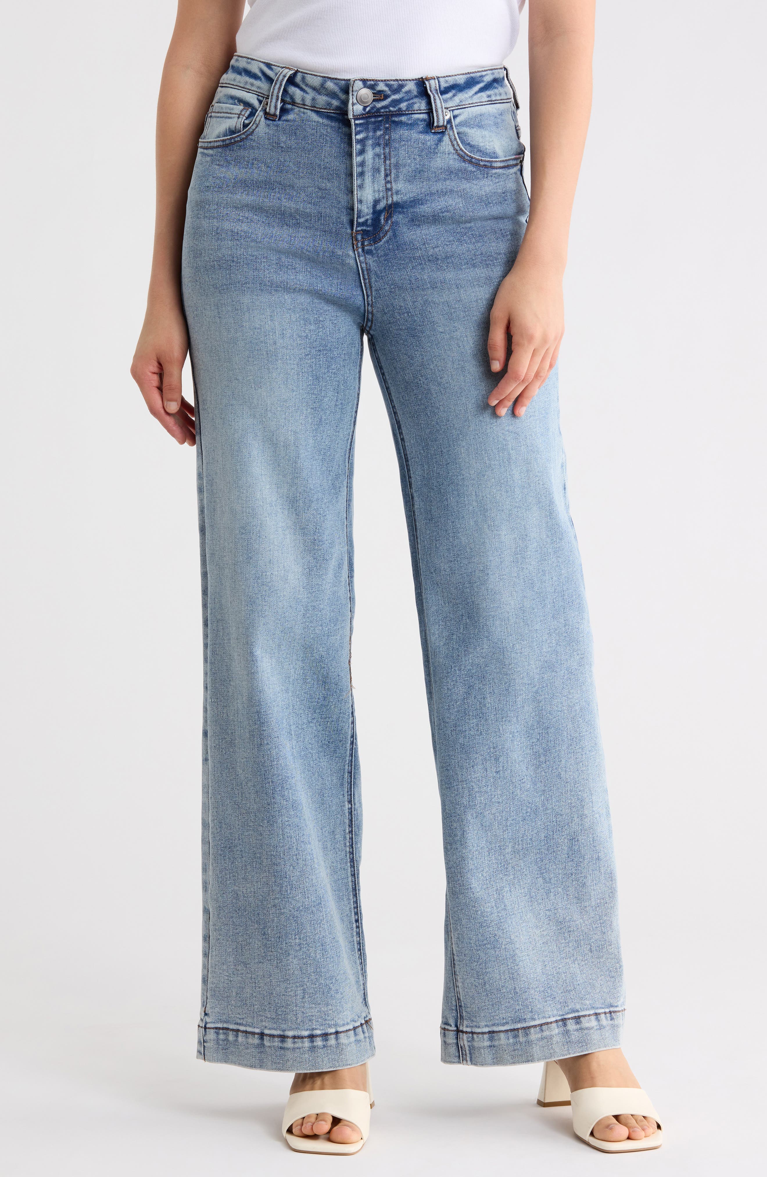 Wide Leg Jeans - image 1