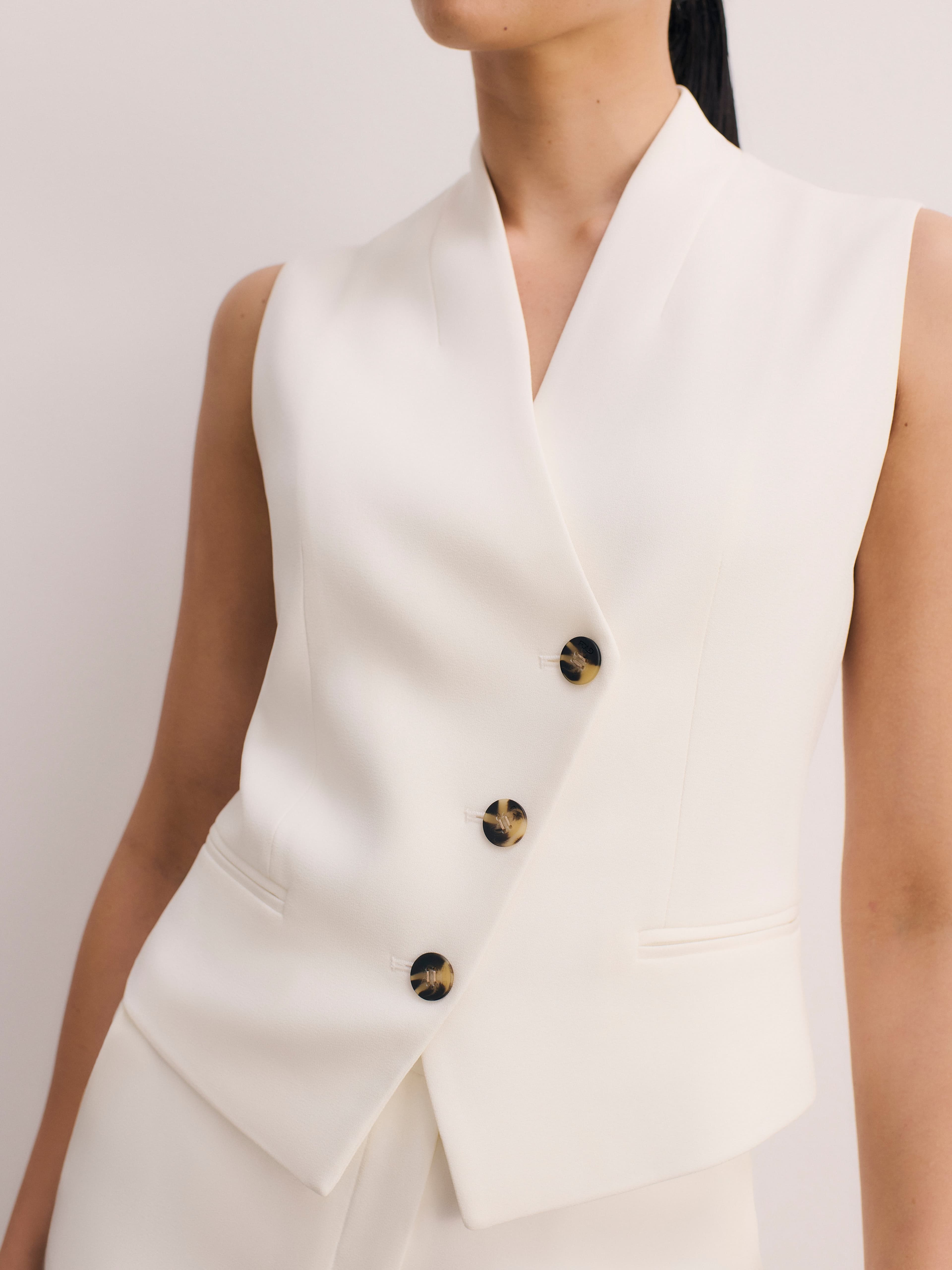 Romney Clever Crepe Waistcoat - image 1