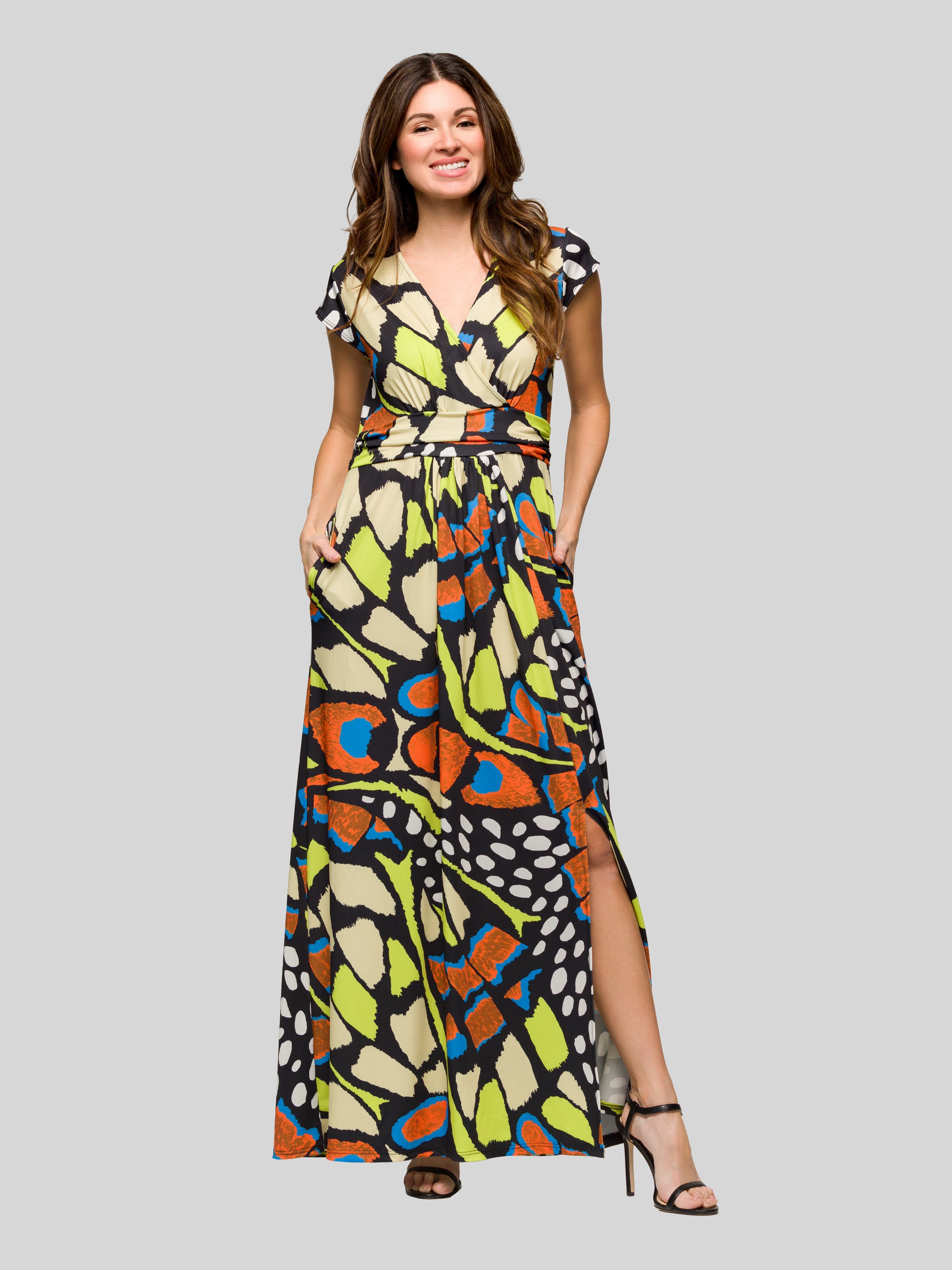Cap Sleeve Black and White V-Neck Knee Length Pocket Dress - image 1