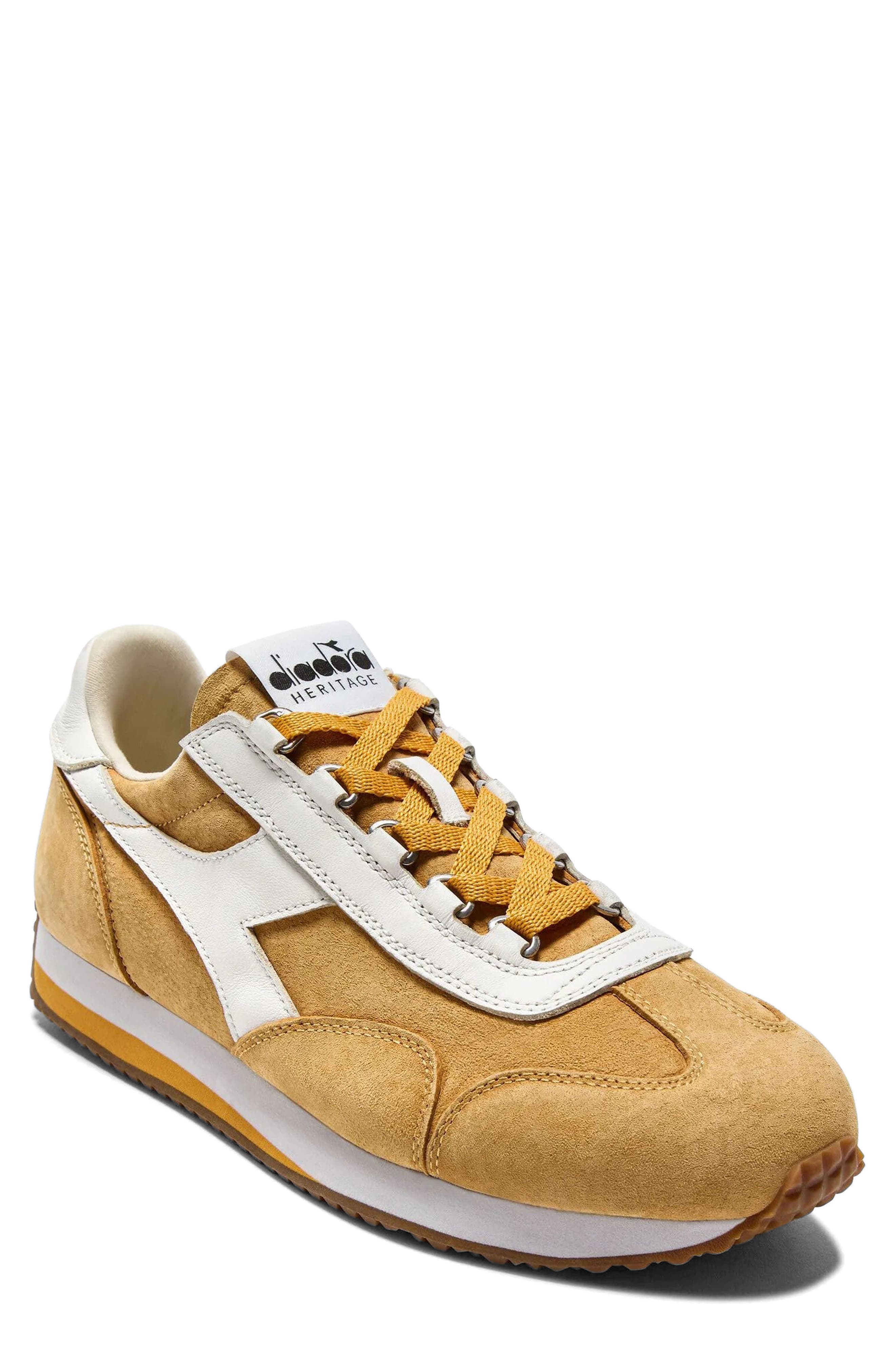 Equipe 75 Sneaker - image 1