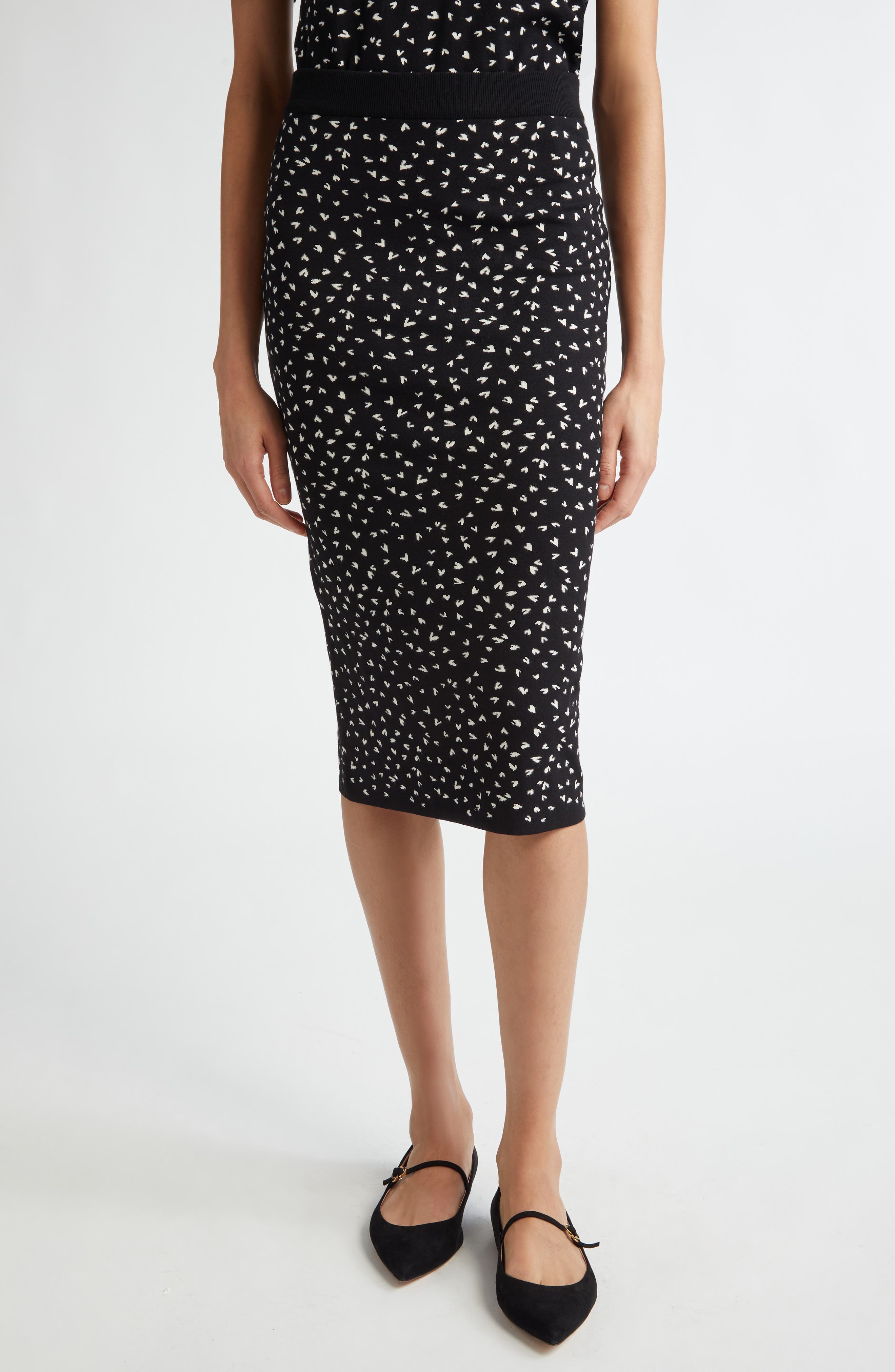 Opunzia Midi Sweater Skirt - image 1