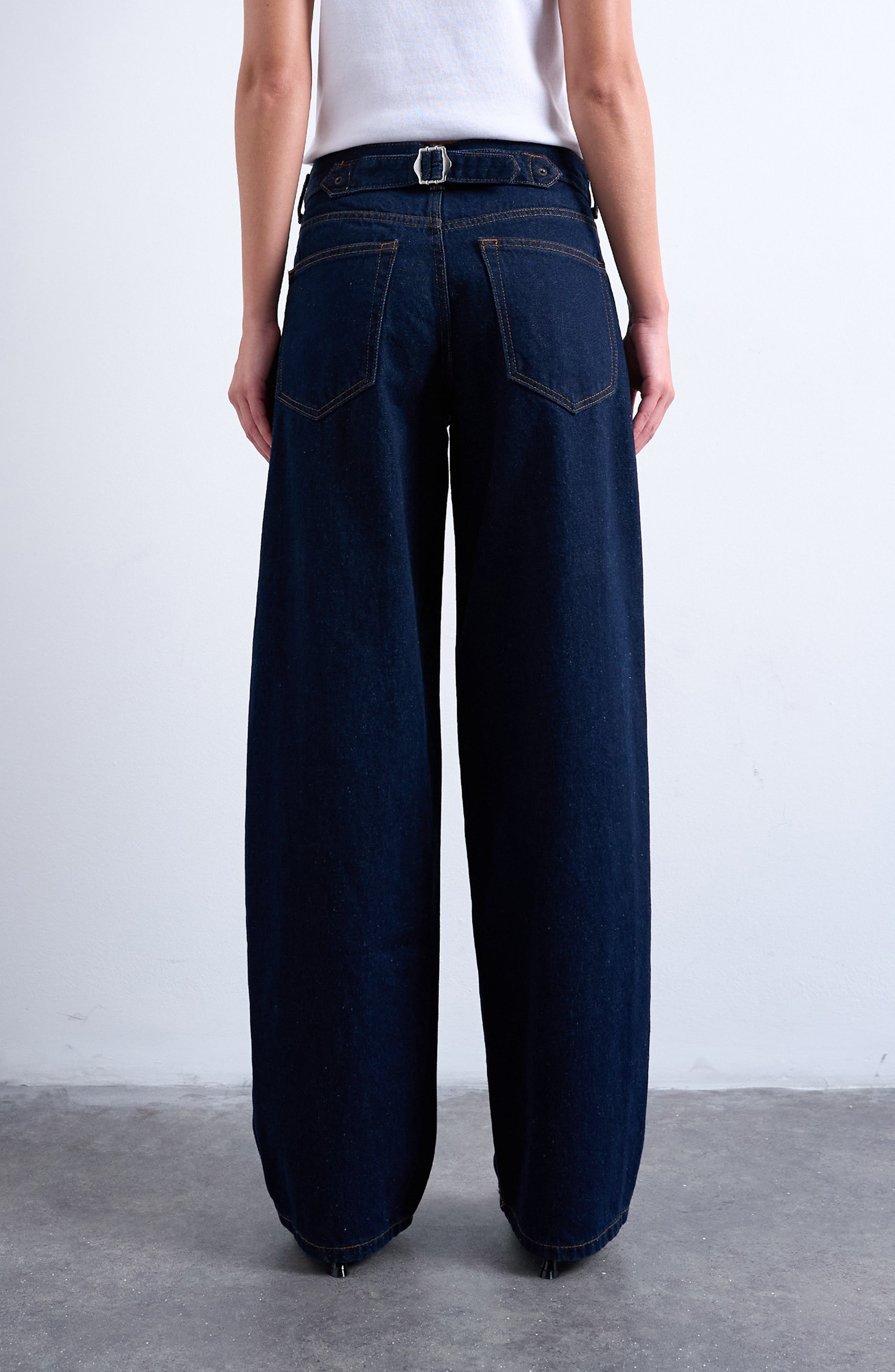 Cinch Low Rise Relaxed Jeans - image 2