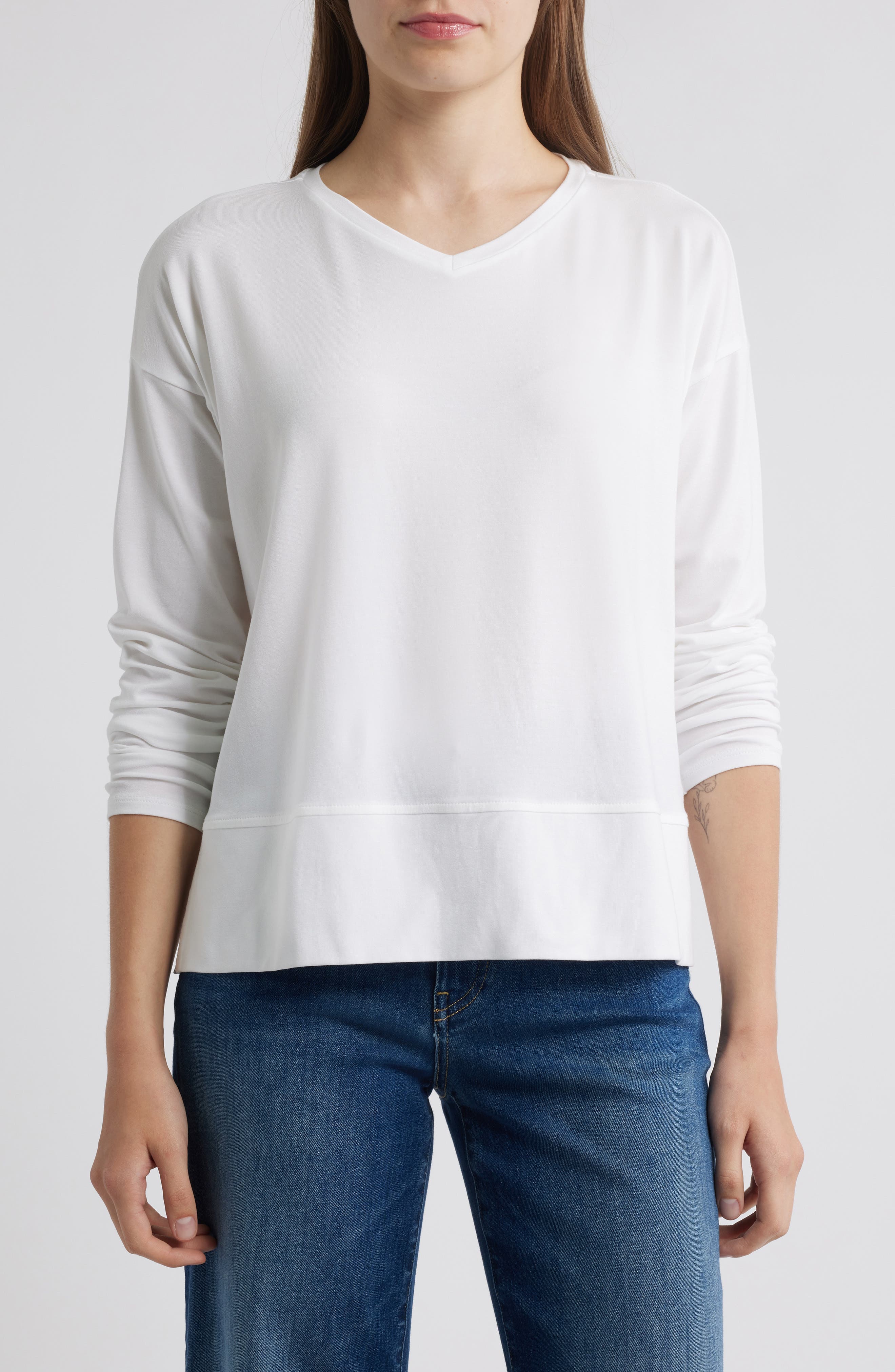 V-Neck Long Sleeve Box T-Shirt - image 1