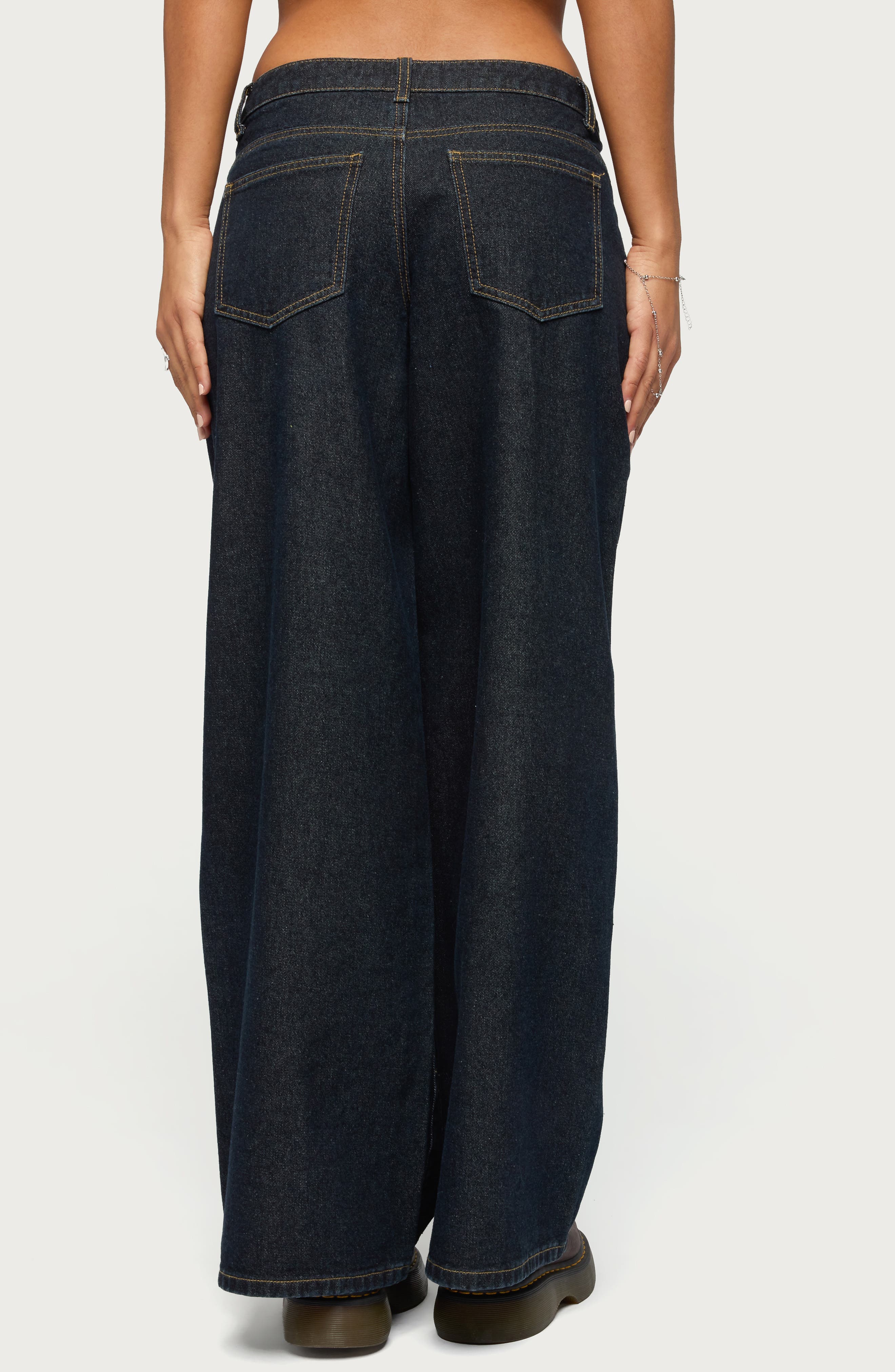 Pleated Low Rise Wide Leg Jeans - image 2