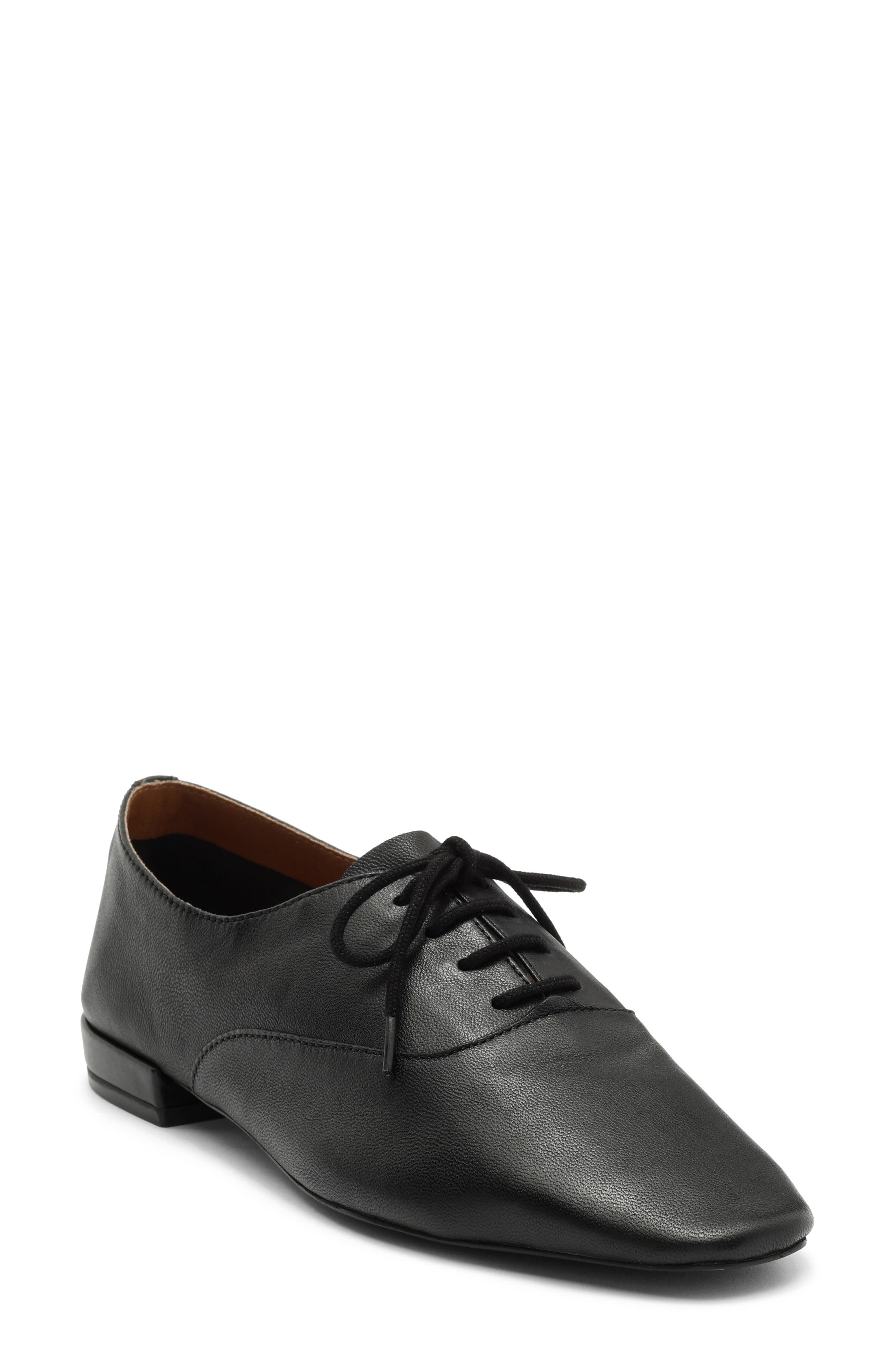 Starlet Oxford - image 1