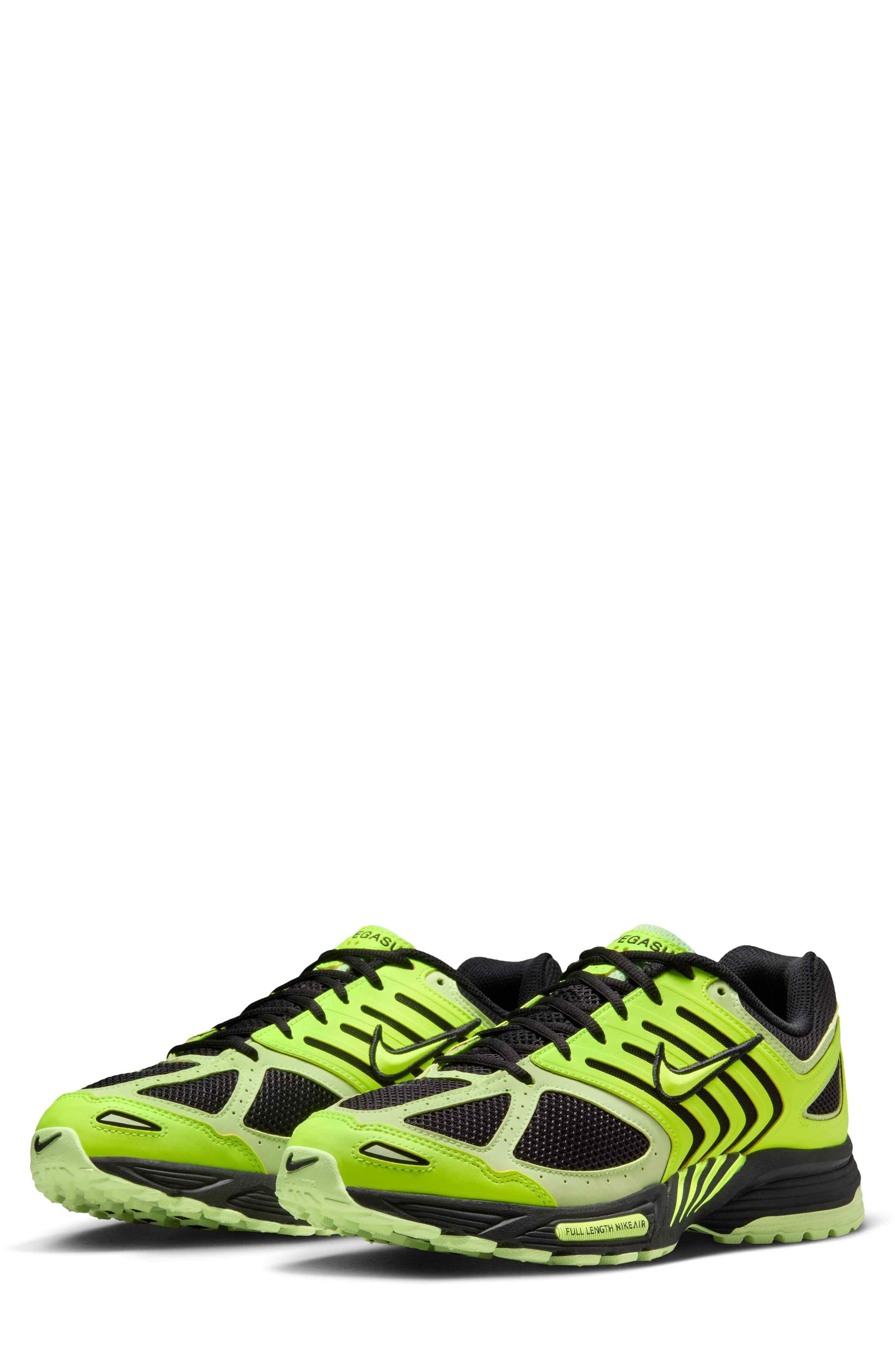 Air Pegasus 2K5 Sneaker - image 1