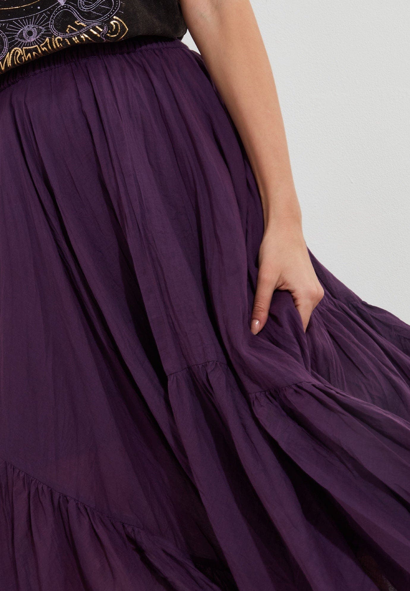 Handkerchief Hem Crinkle Midi Skirt - image 2