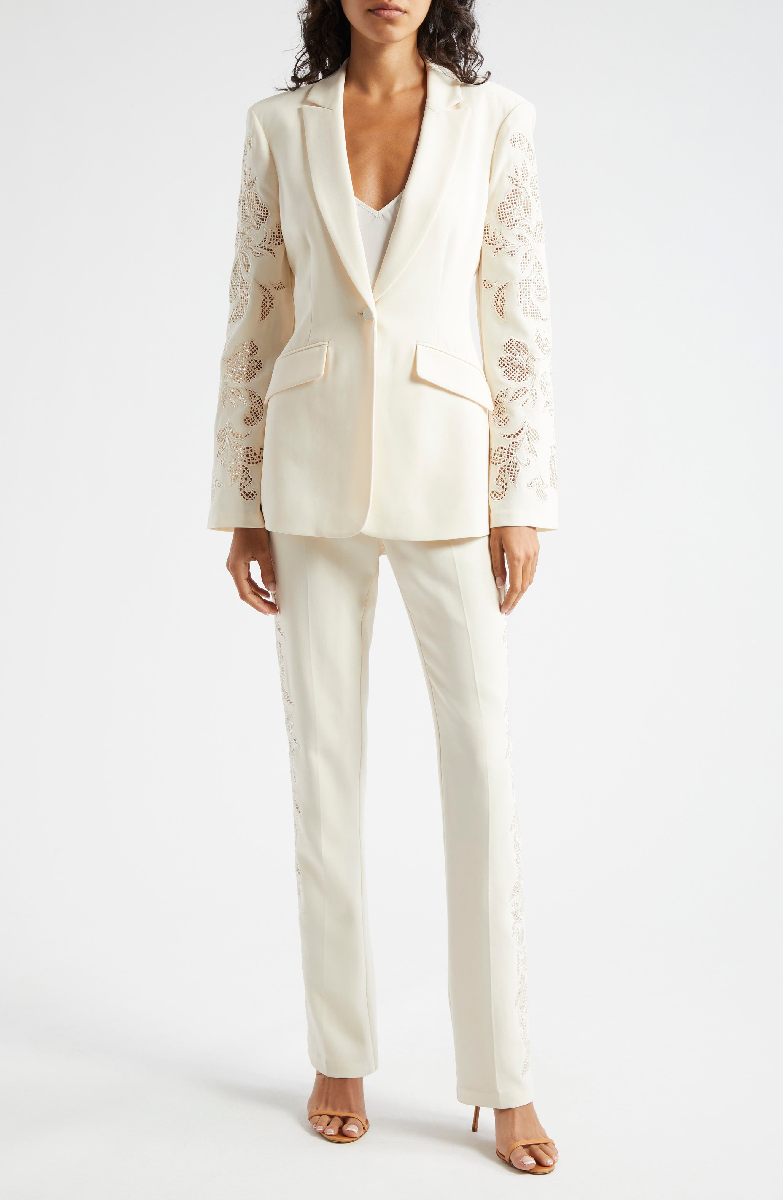 Cheyenne Floral Embroidered One-Button Blazer - image 2