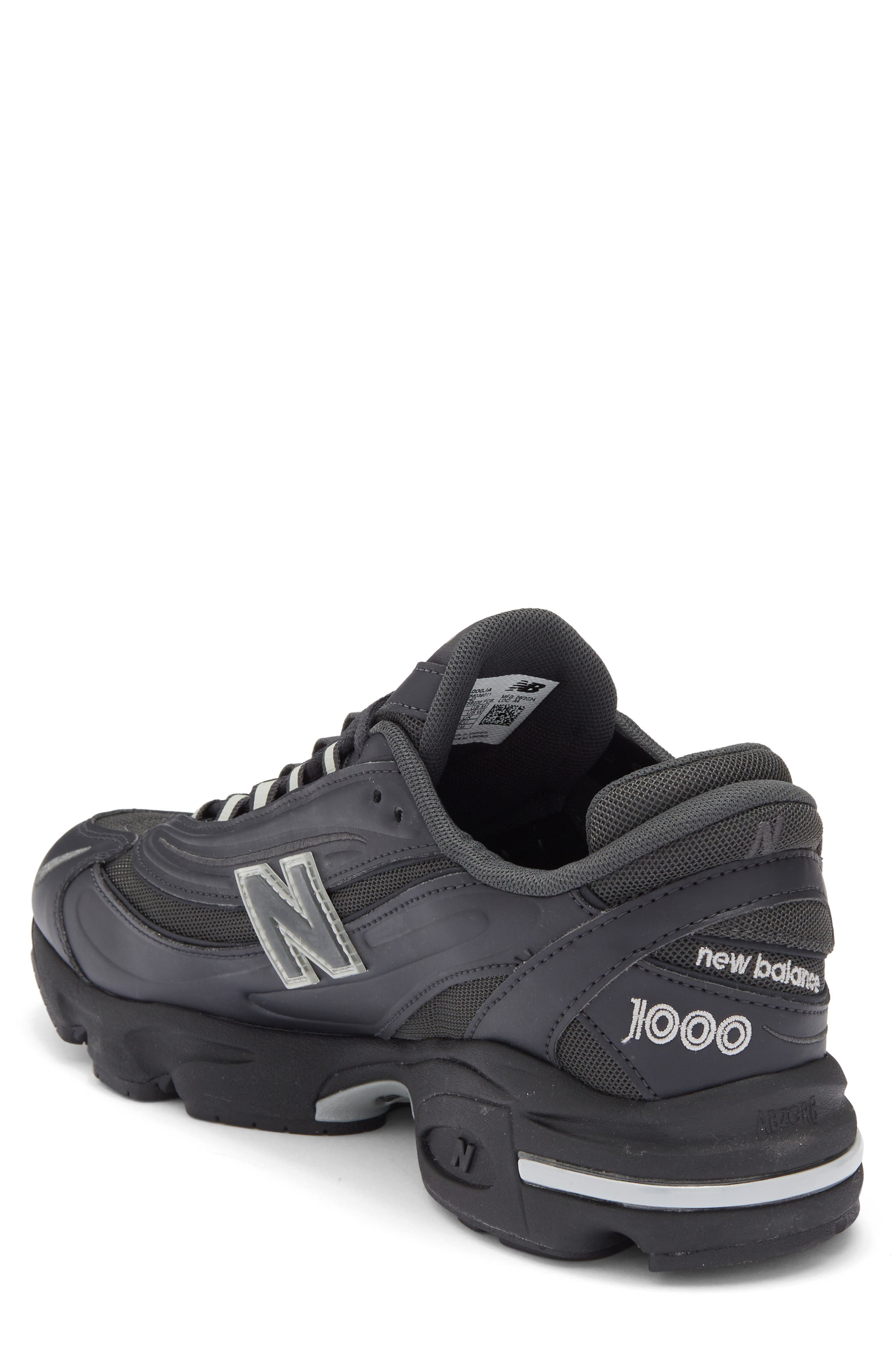 1010 Sneaker - image 2