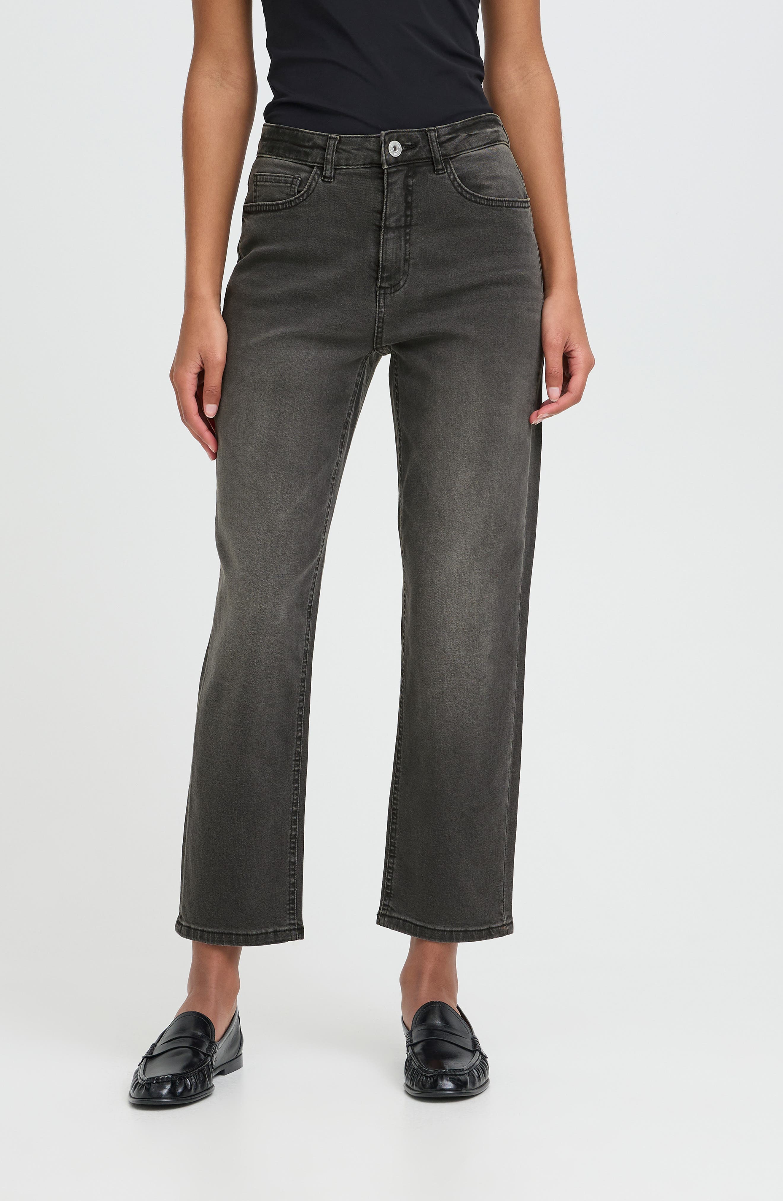 Ankle Straight Jeans - image 3
