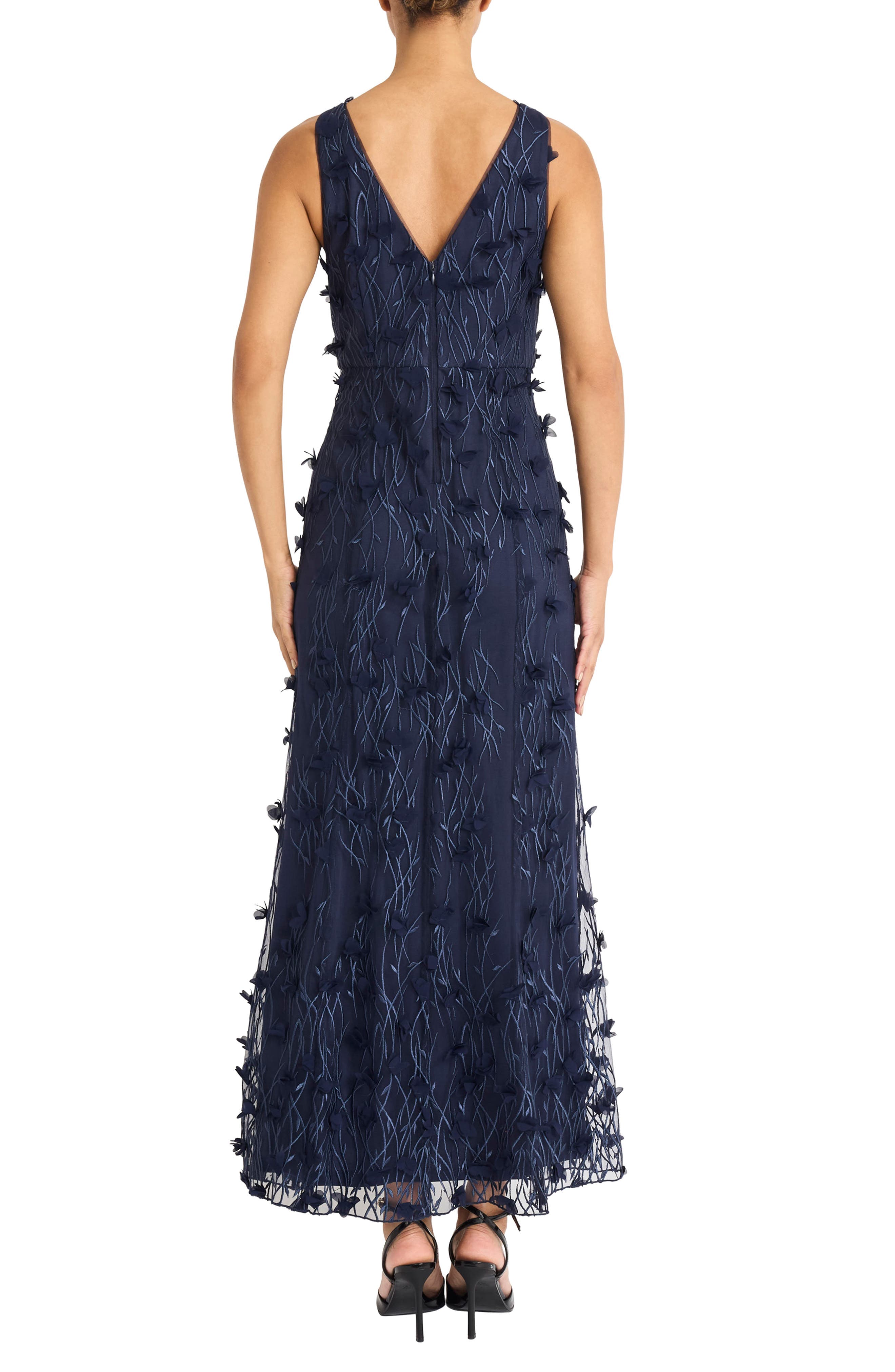 3D Embroidered Sleeveless Gown - image 2