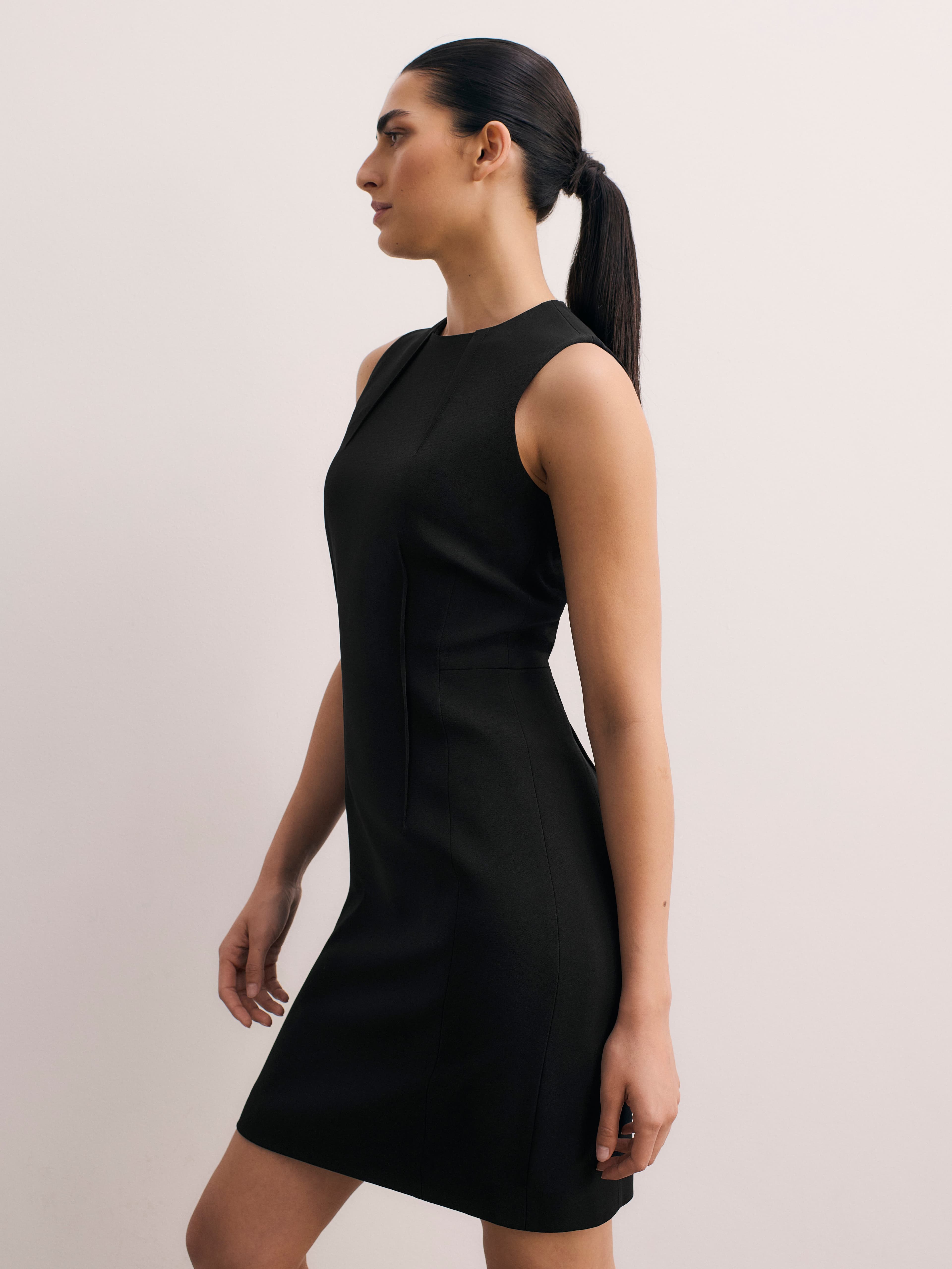 Sanmero Clever Crepe Dress - image 2