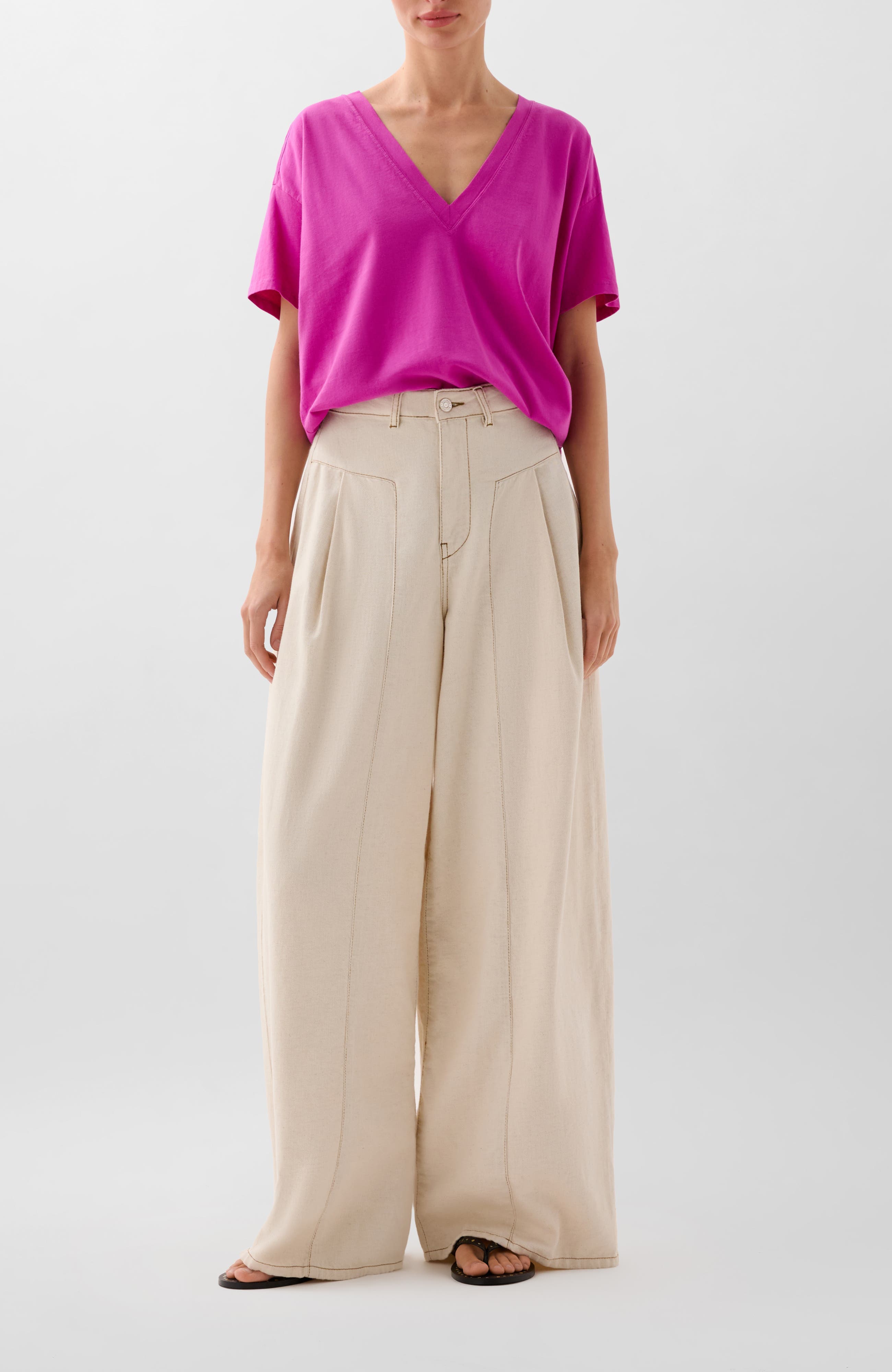 V Plain Skull Tee - image 2