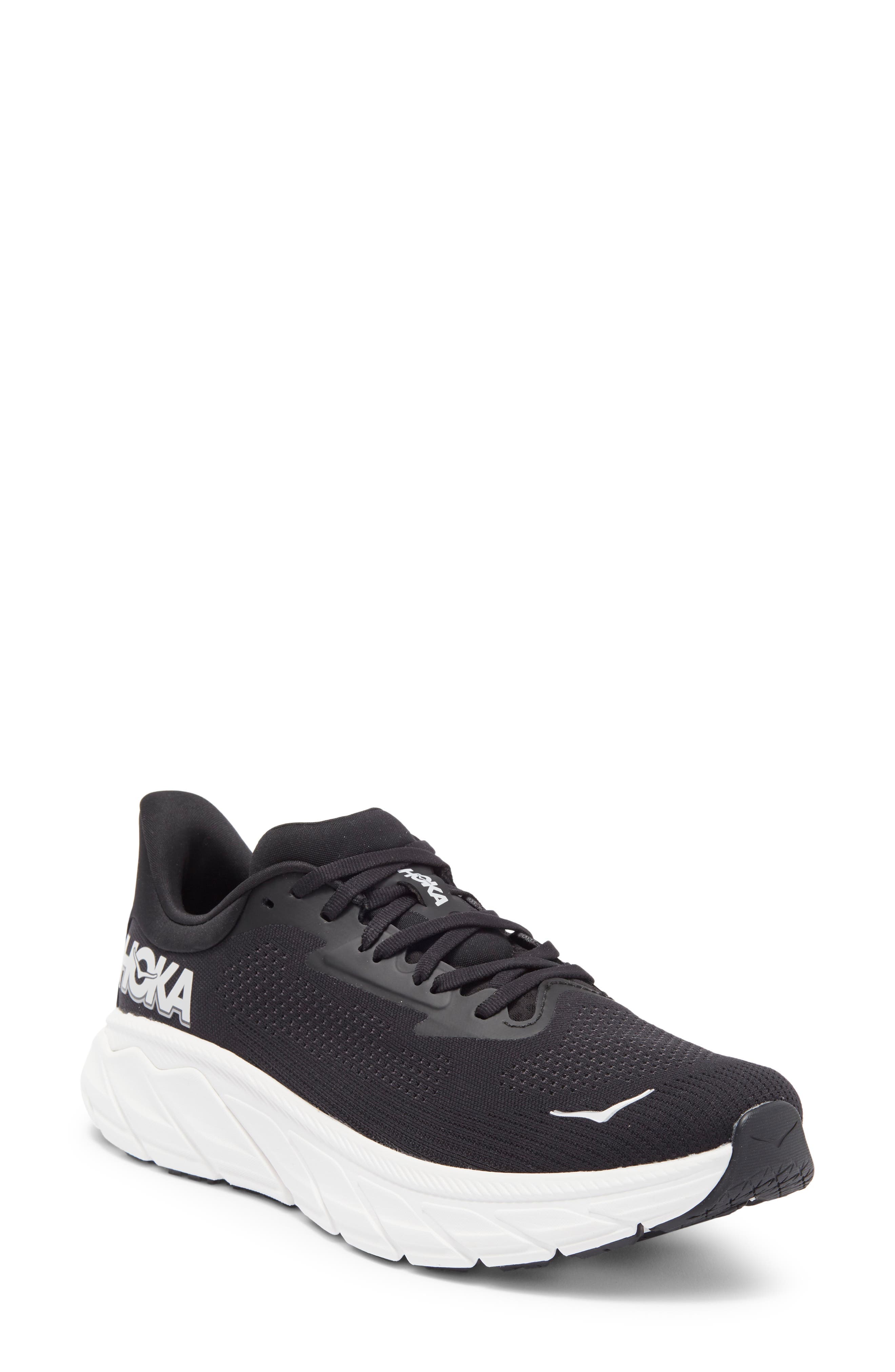 Arahi 7 Running Shoe - image 1