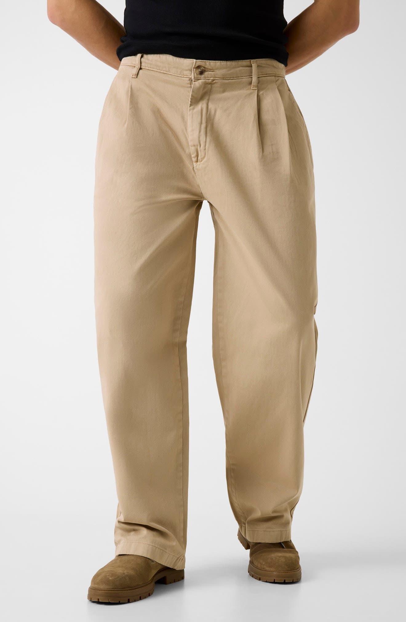 Pleated Baggy Jeans - image 1