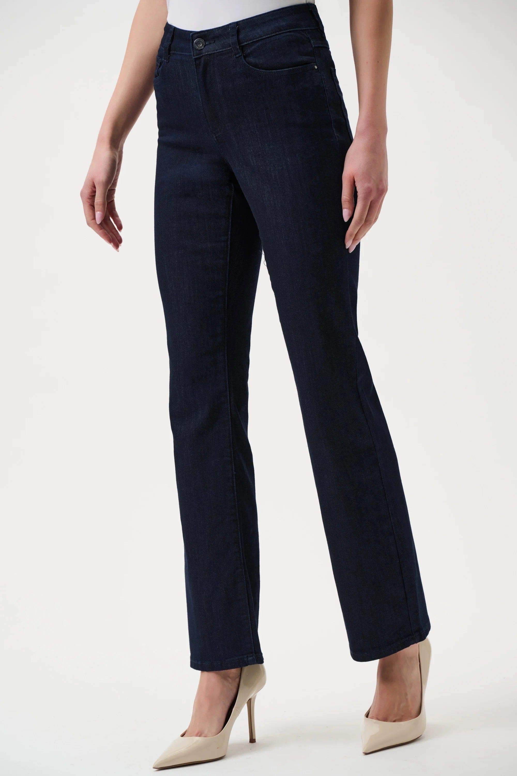 Brooke | Classic Bootcut Stretch Jeans - image 1