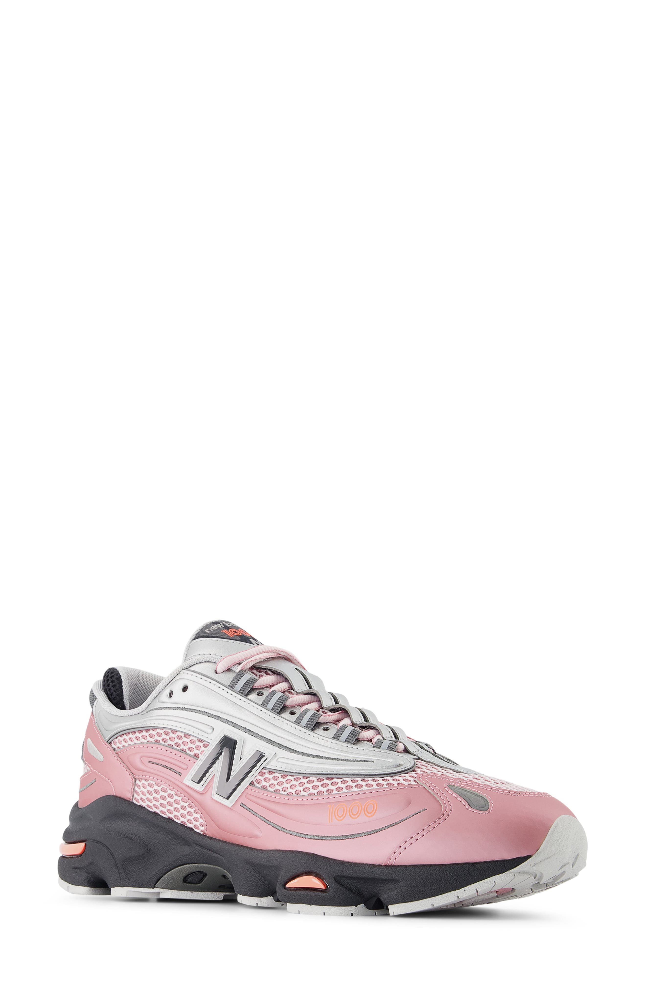 1000 Sneaker - image 1