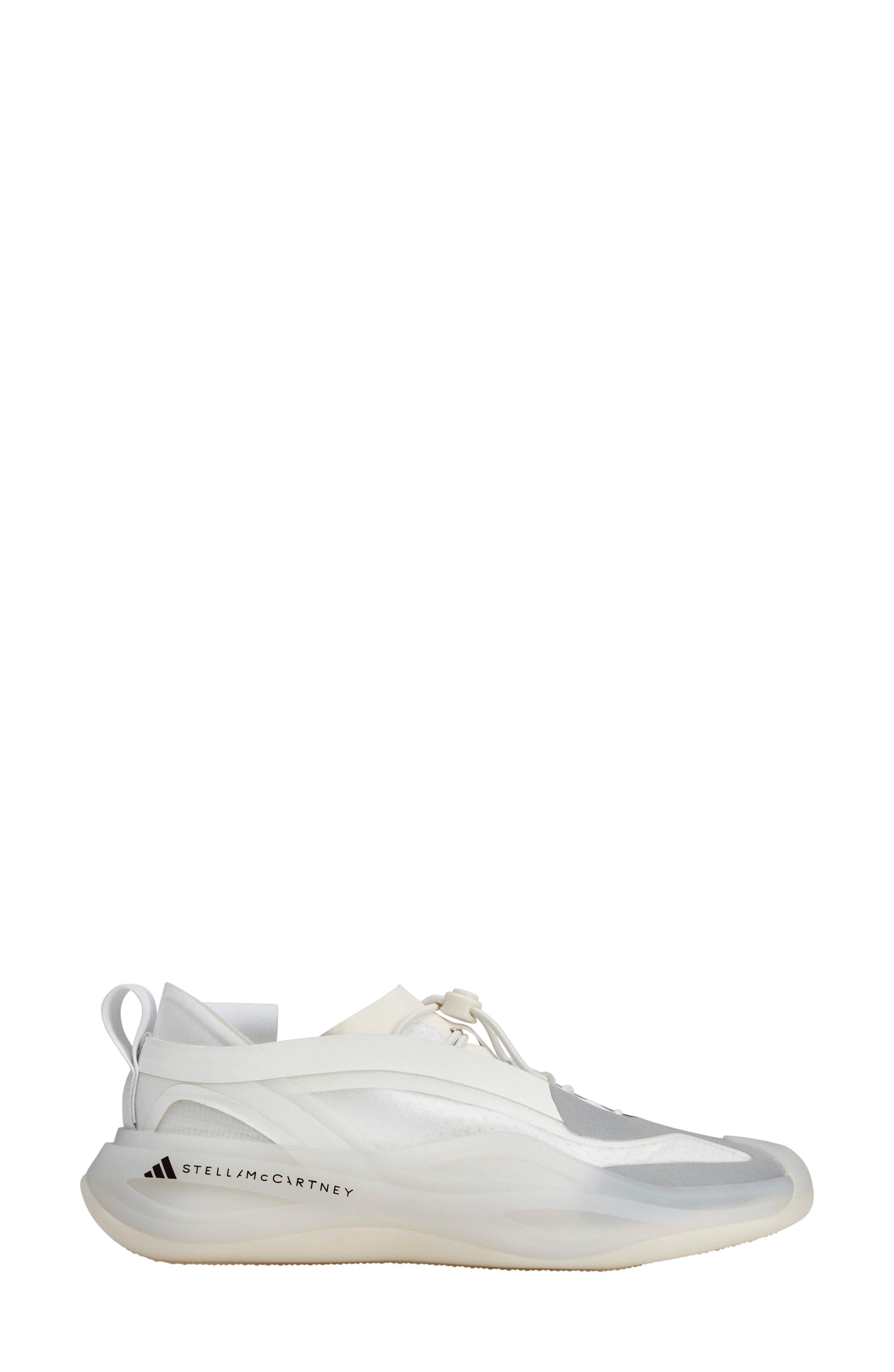 Sportswear Low Ground Sneaker - image 1