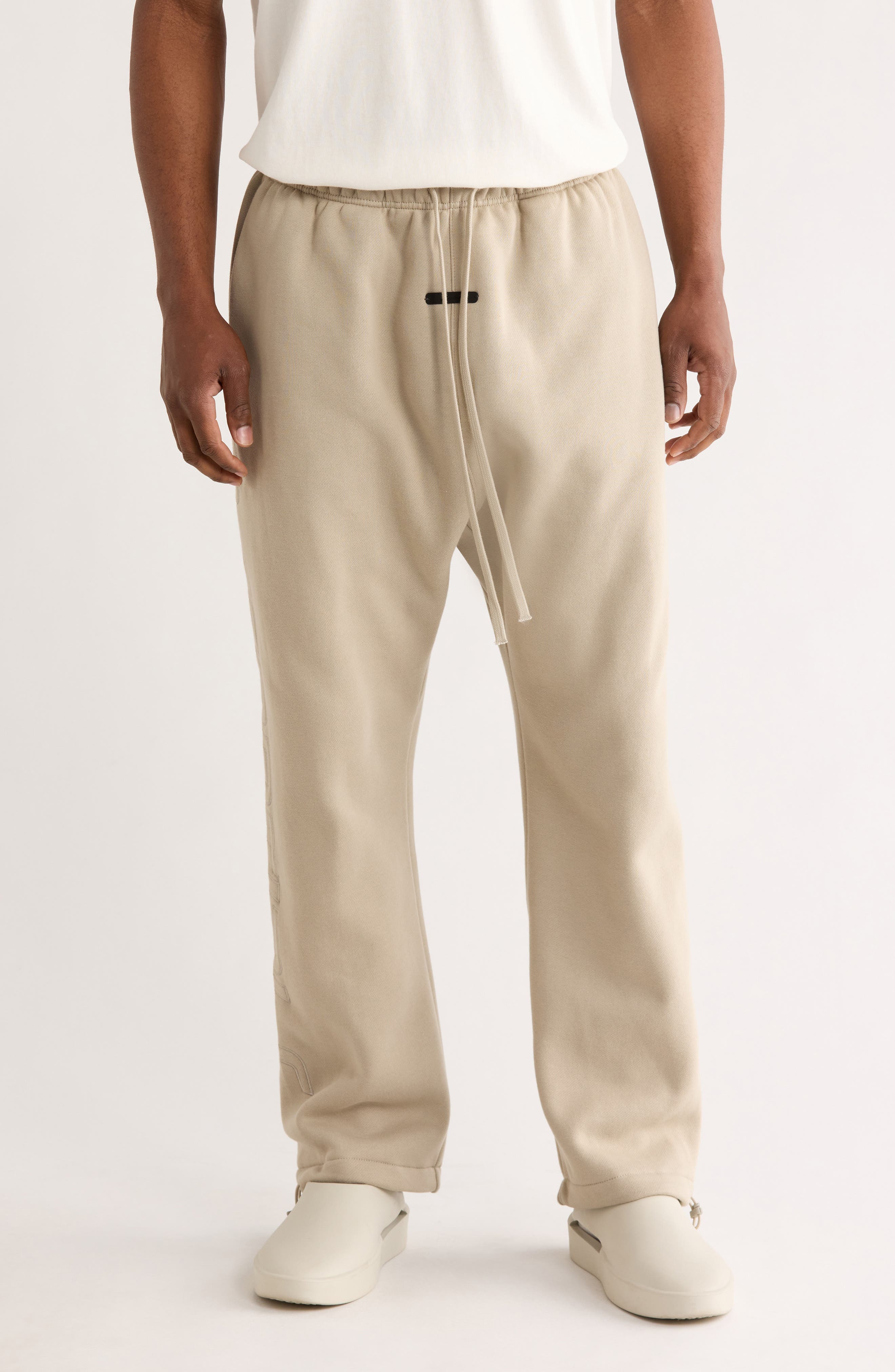 Active Trace Relaxed Sweatpants - image 1