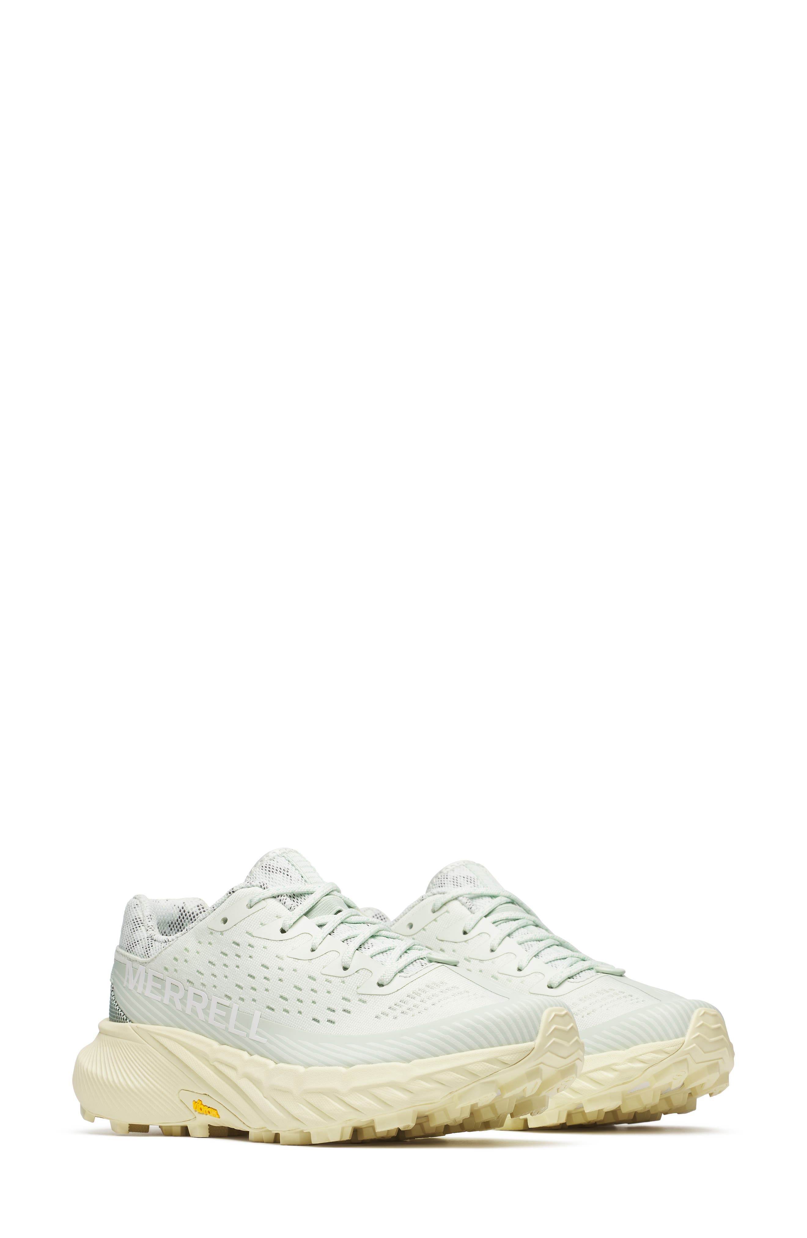 Agility Peak 5 Running Shoe - image 1