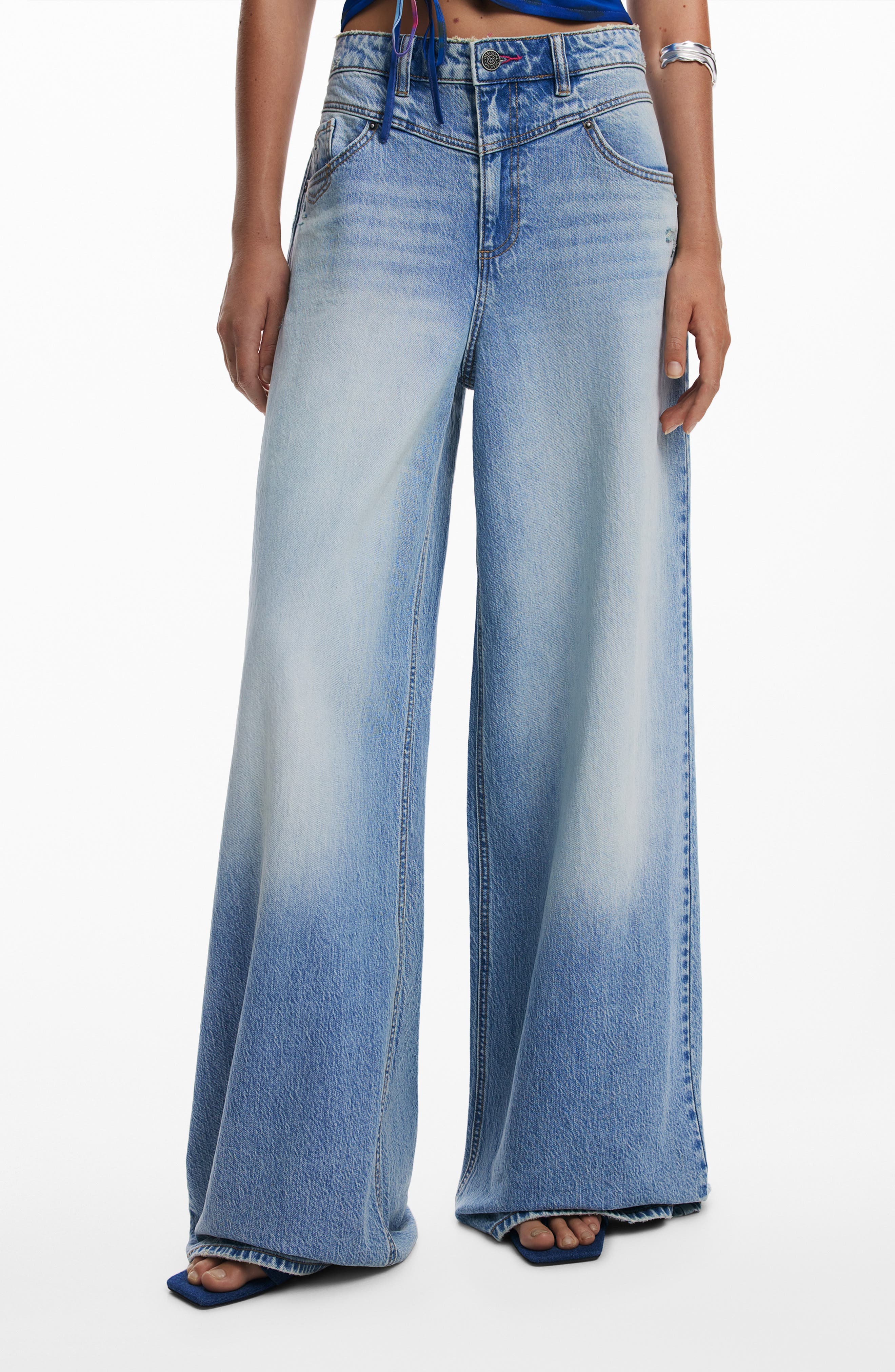 Shadow Pocket Wide Leg Jeans