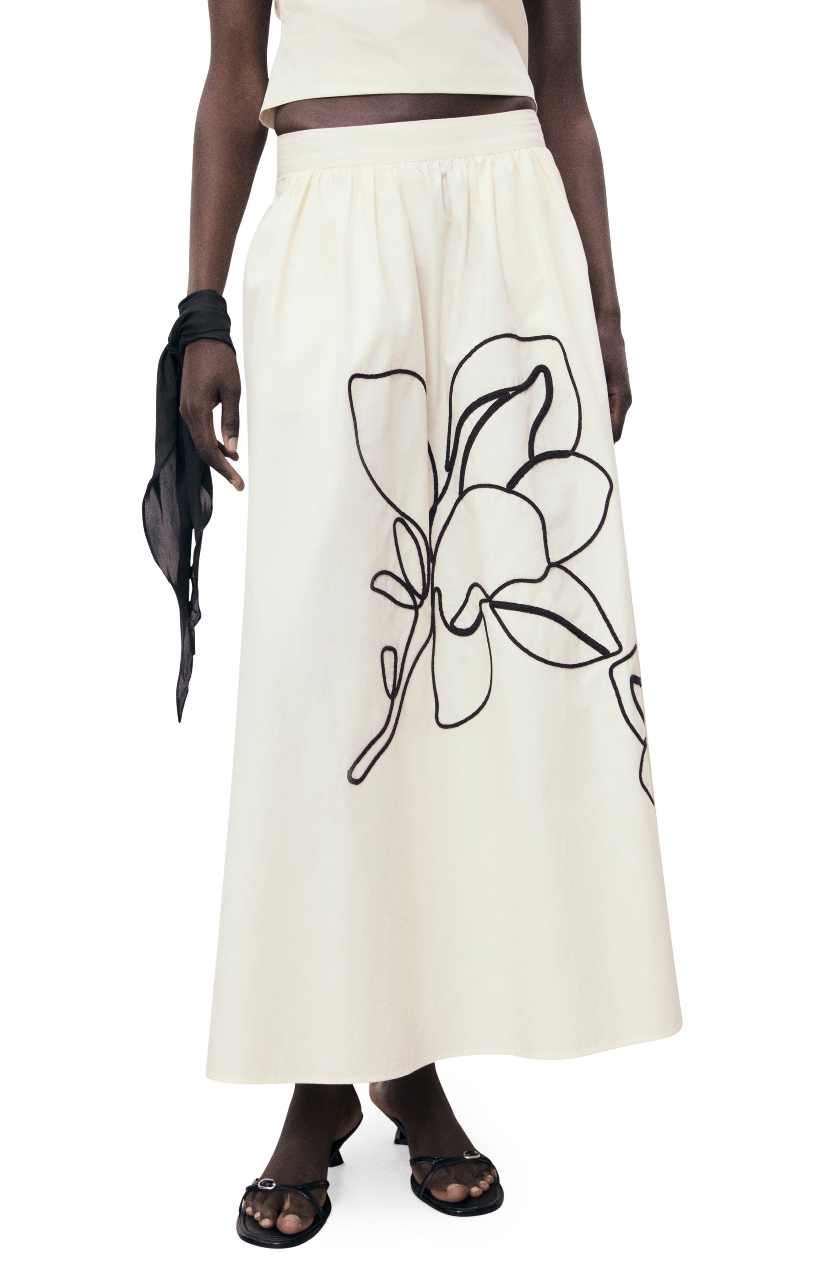 Floral Embroidery Cotton Skirt - image 1