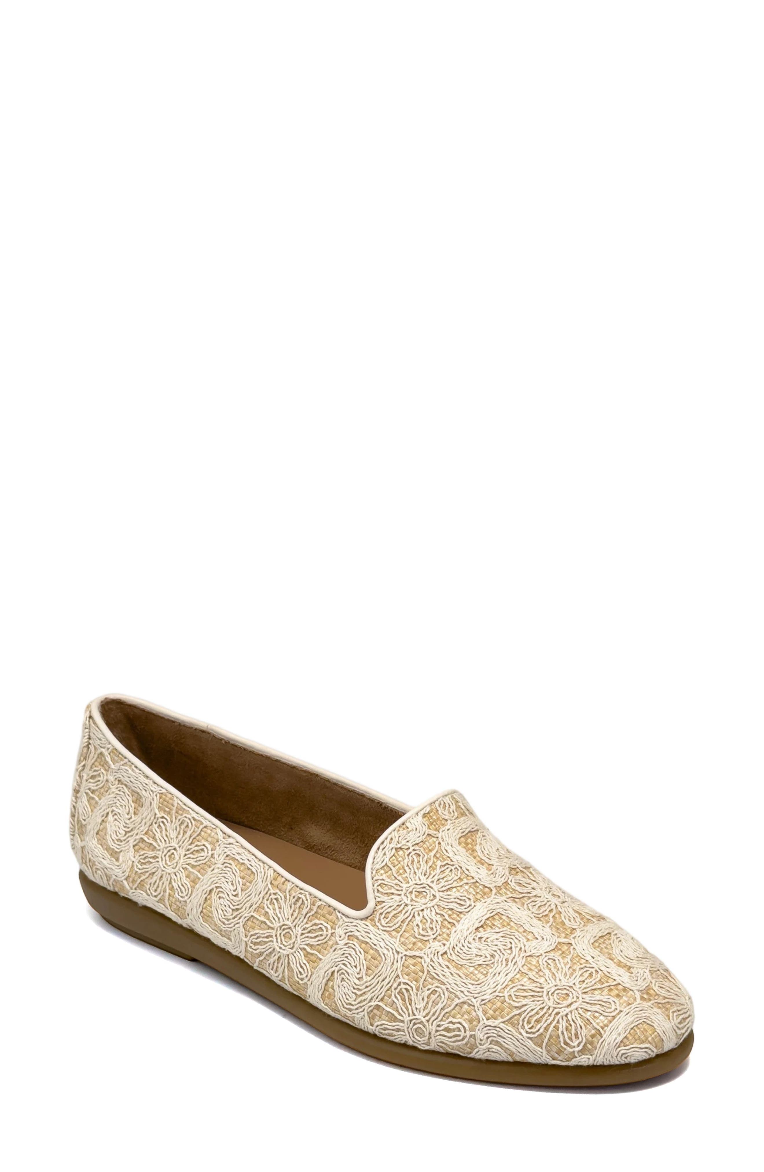 Betunia Ballet Flat - image 3