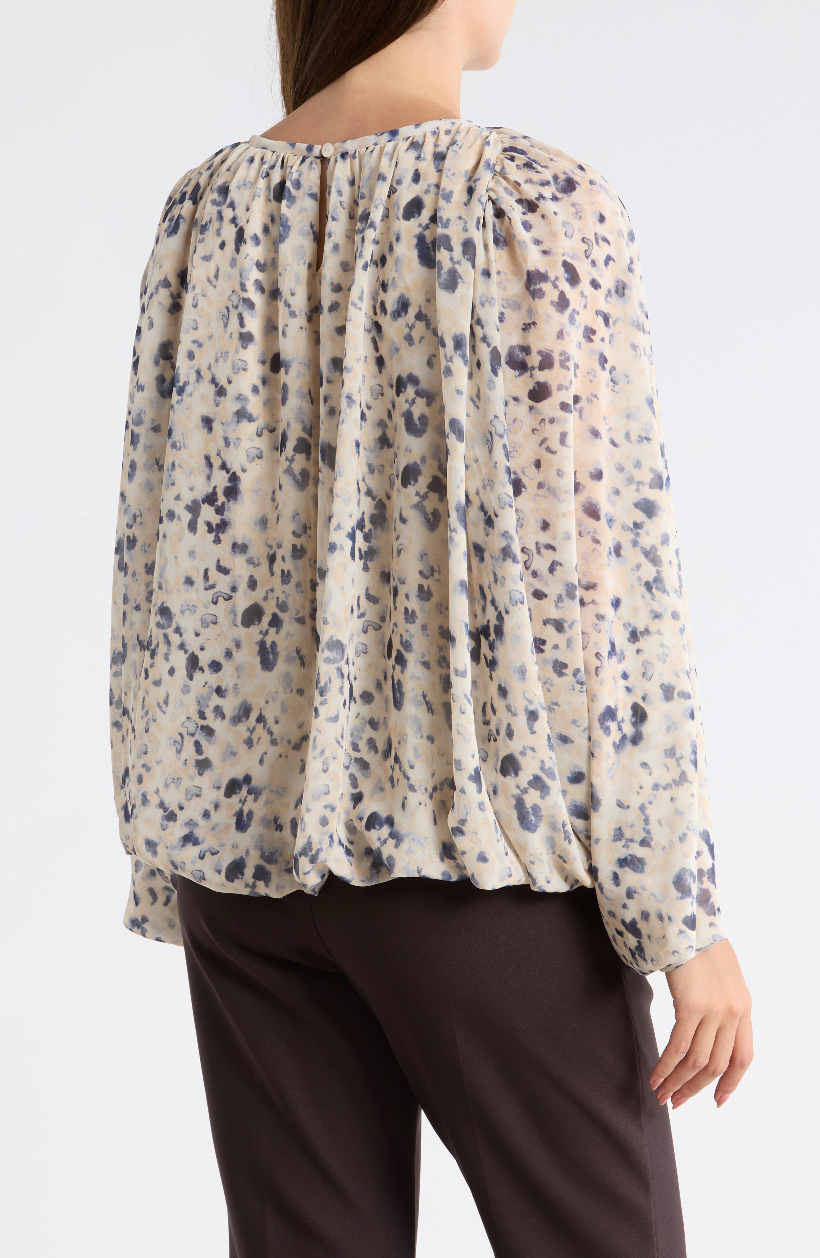 Capelet Bubble Hem Woven Top - image 4