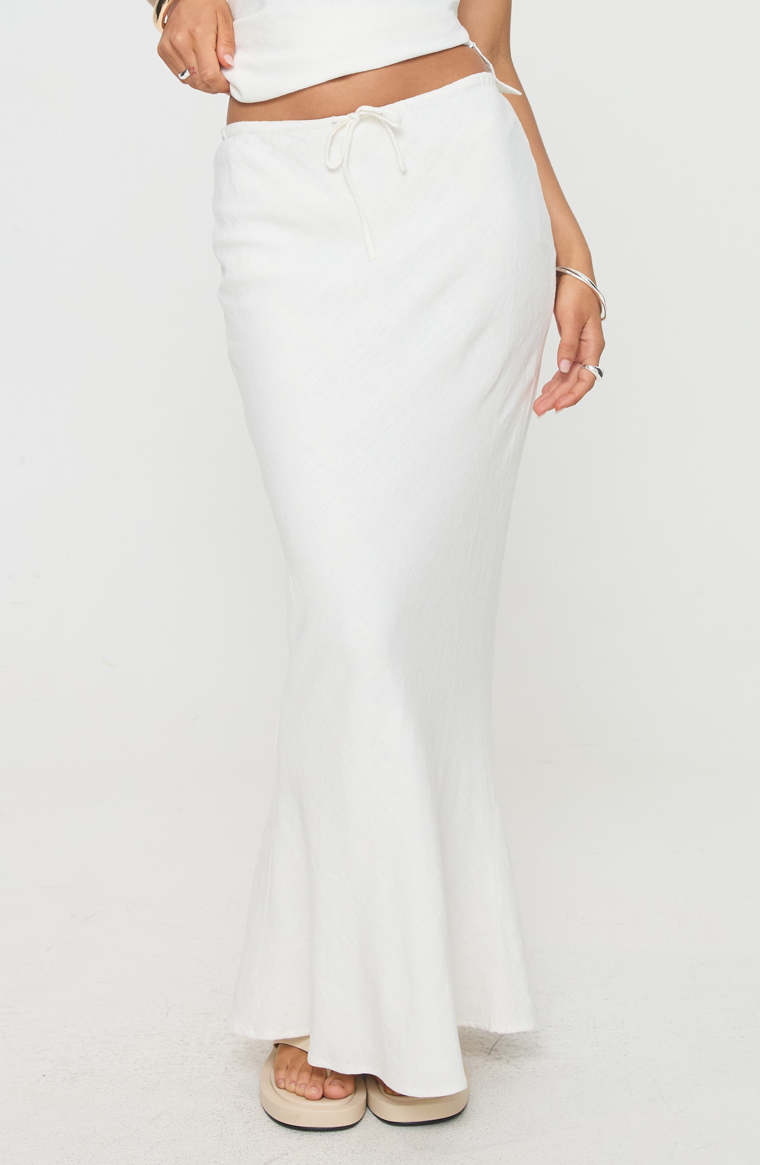 Mercer Low Rise Linen Blend Midi Skirt - image 1