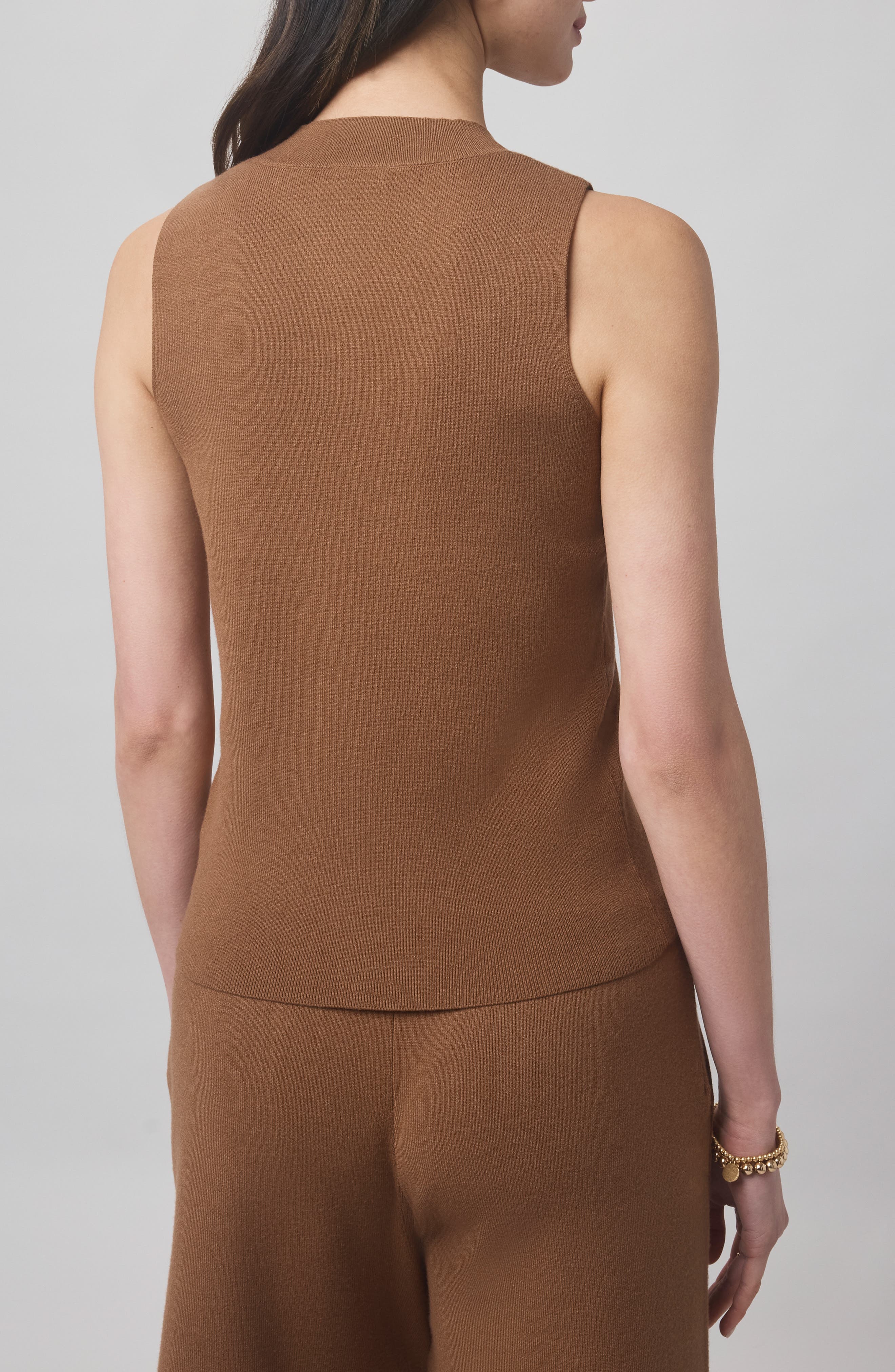 x @cellajaneblogsleeveless Sleeveless Tank Top - image 4