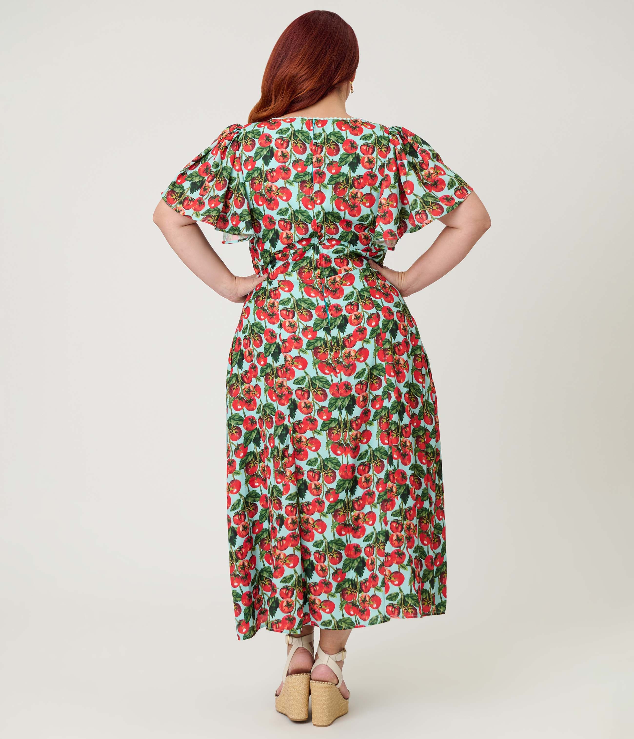 Plus Size Short Puff Sleeve Sweetheart Neck Godet Midi Dress - image 2