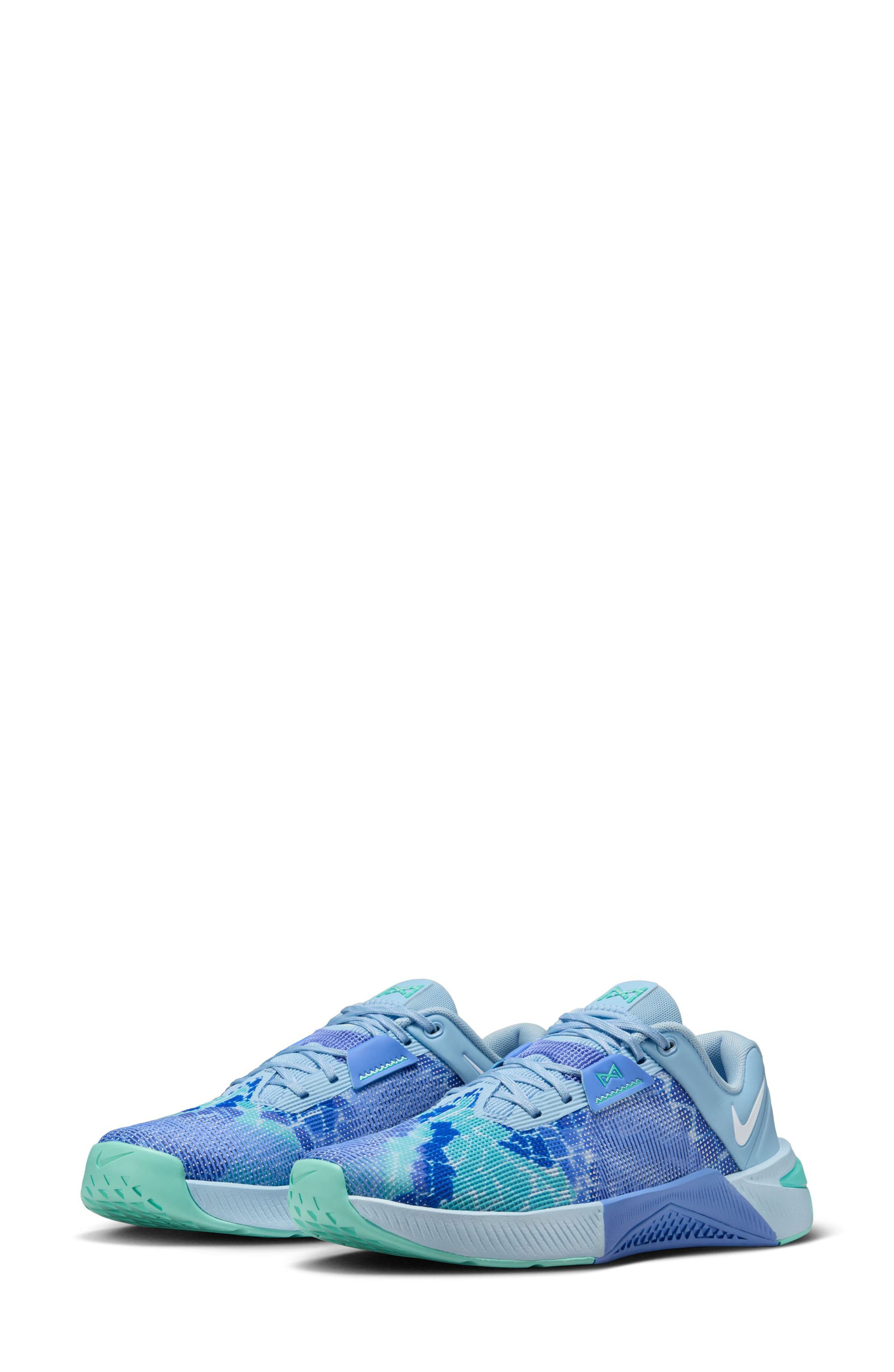 Metcon 10 AMP Training Shoe - image 1
