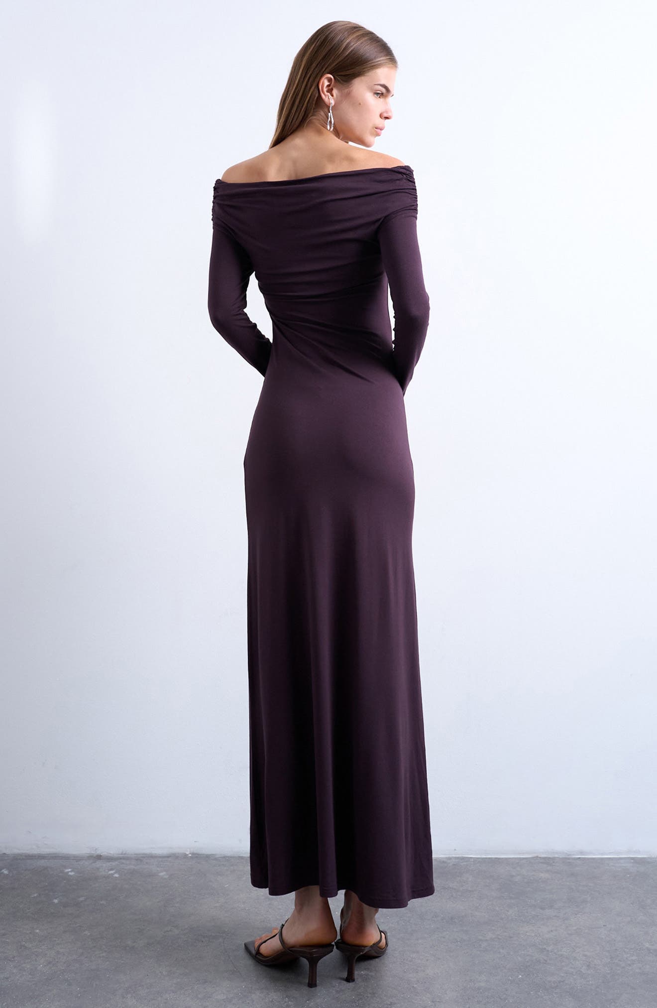Off the Shoulder Long Sleeve Maxi Dress - image 2