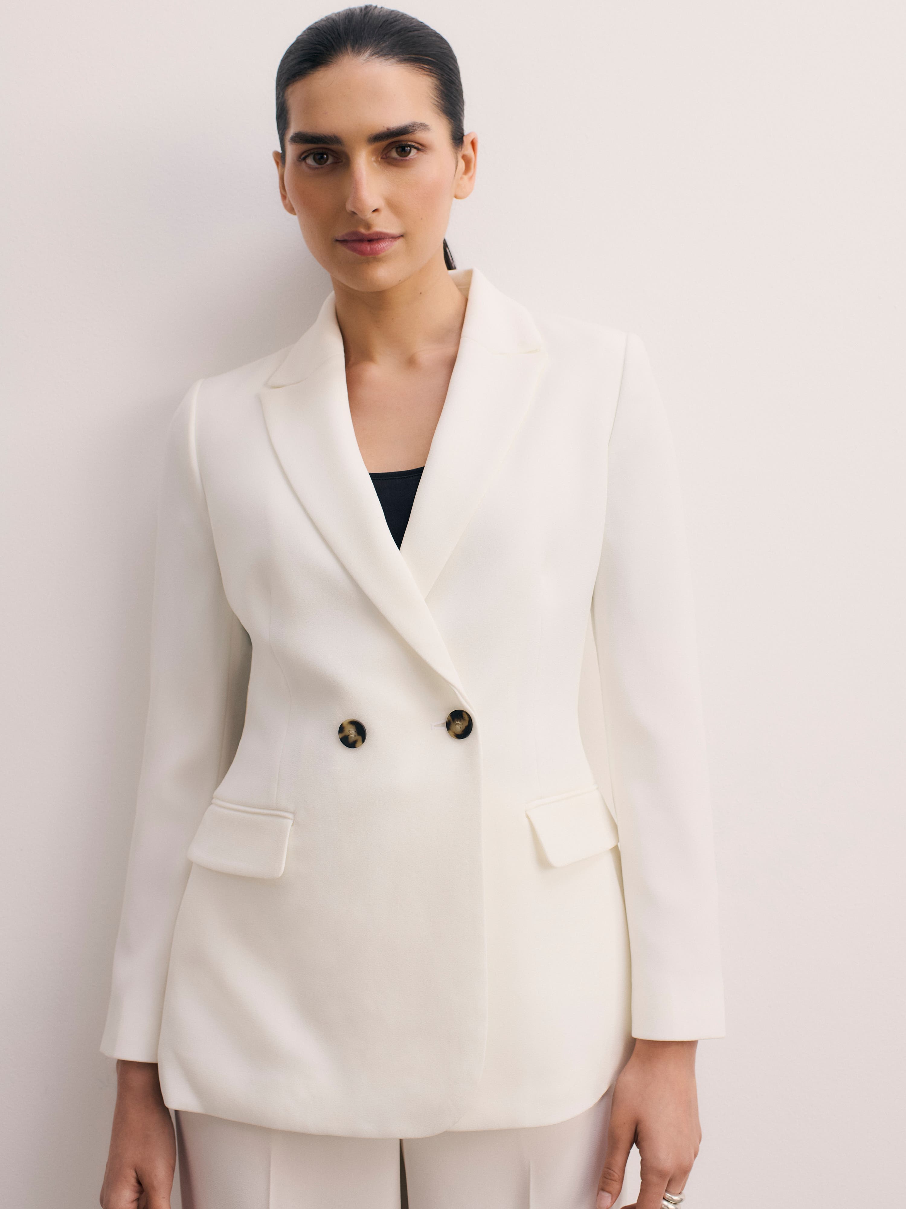Knighton Clever Crepe Blazer - image 3