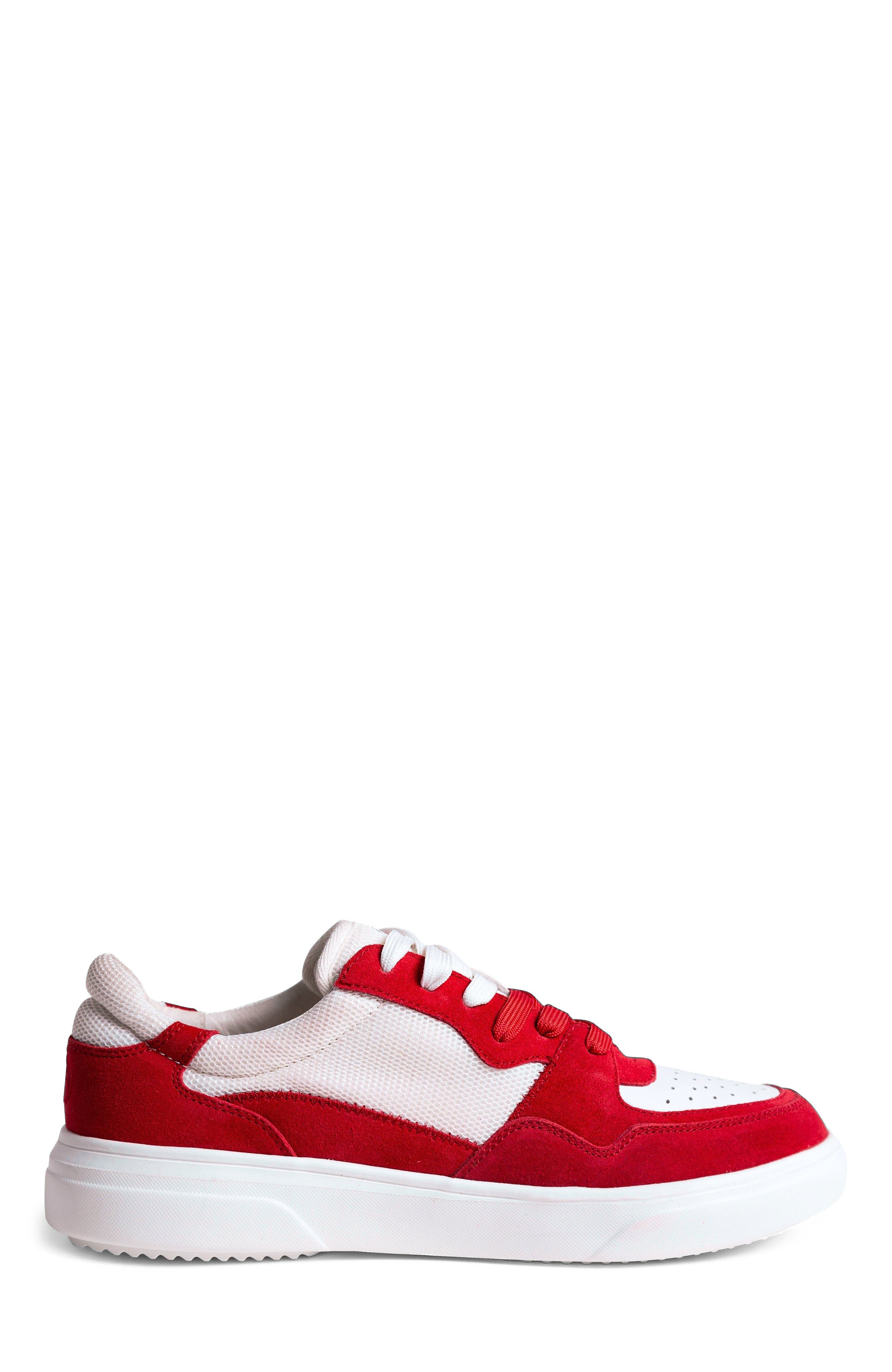Court 2.0 Sneaker - image 3