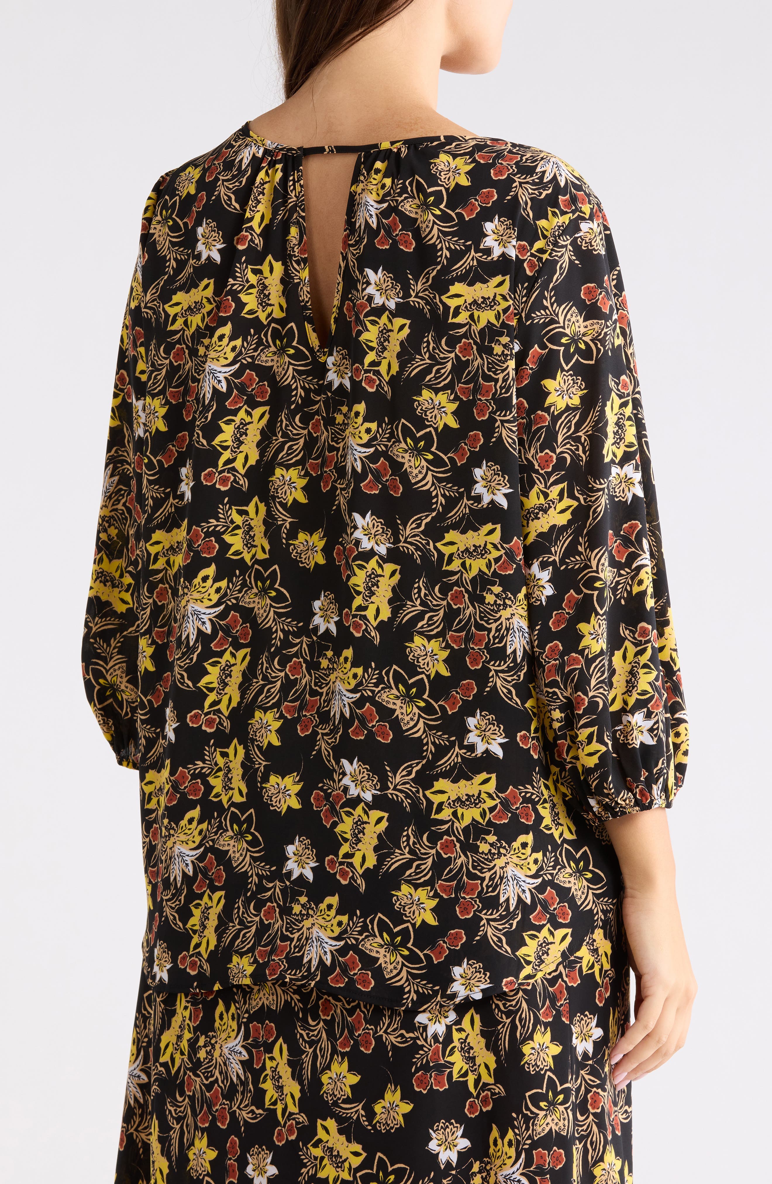 Floral Back Keyhole Top - image 2