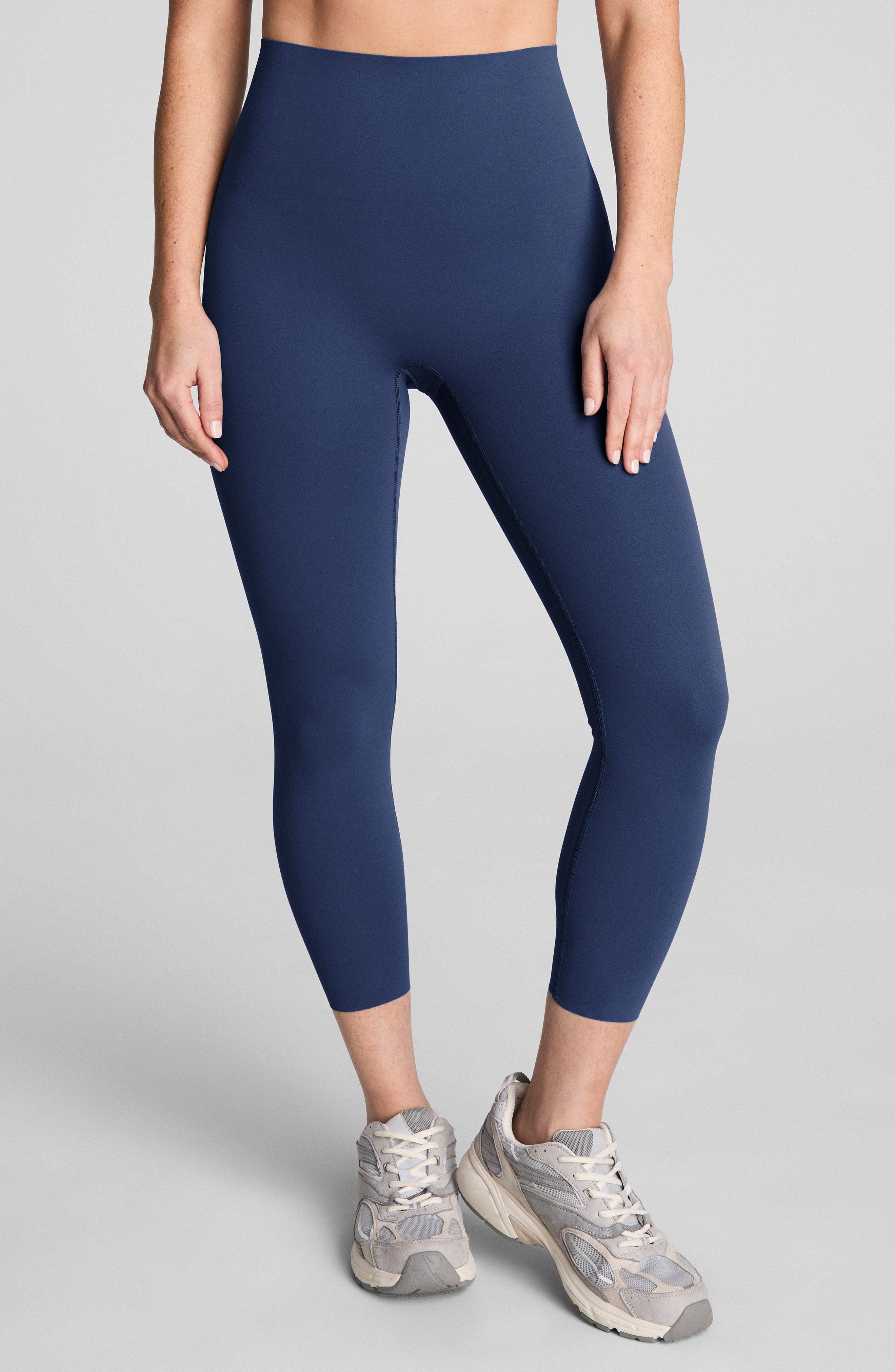 High Waist 7/8 Leggings - image 1